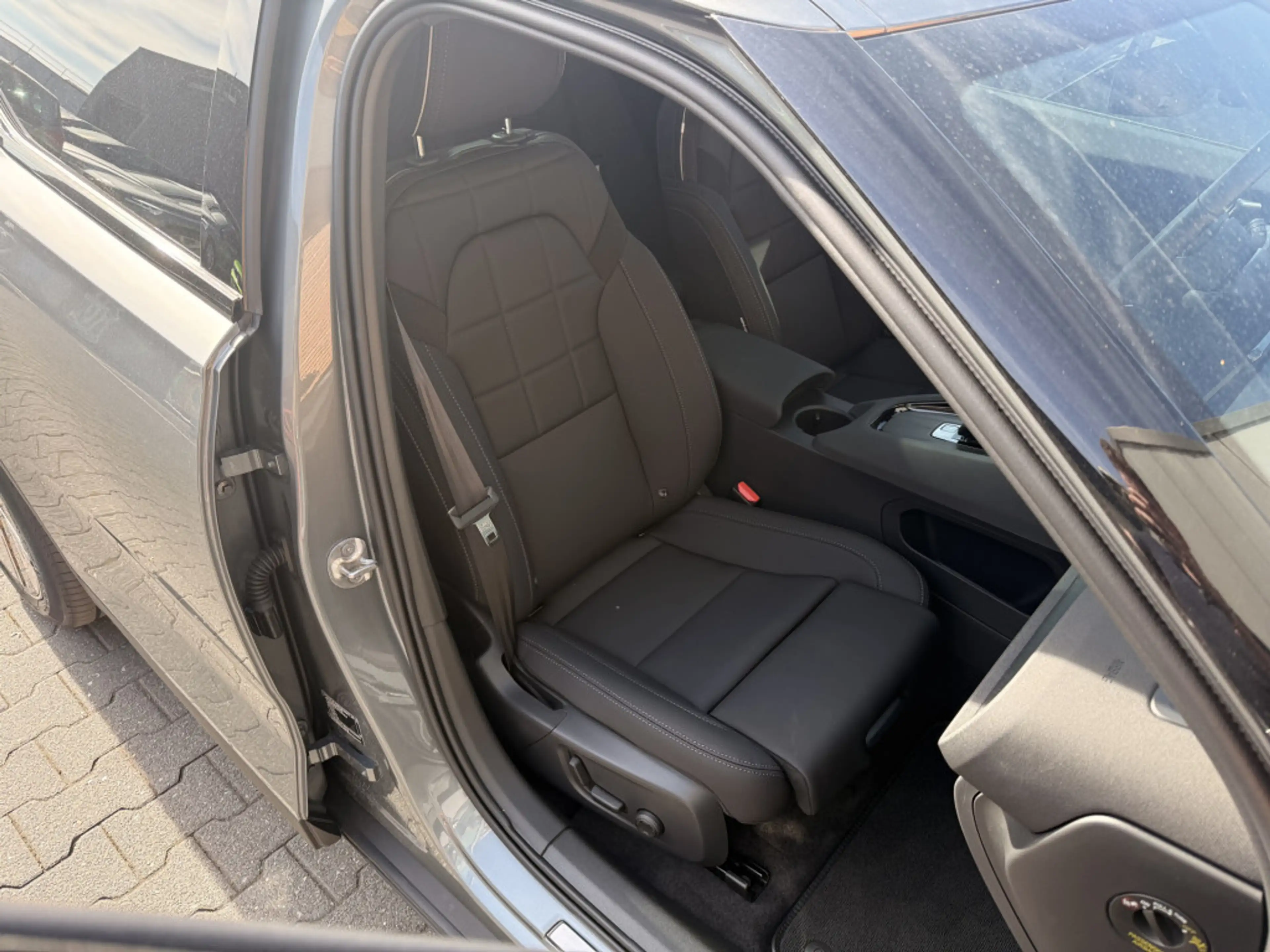 Polestar 2 Long Range Single Motor Prime 82 kWh — photo 42