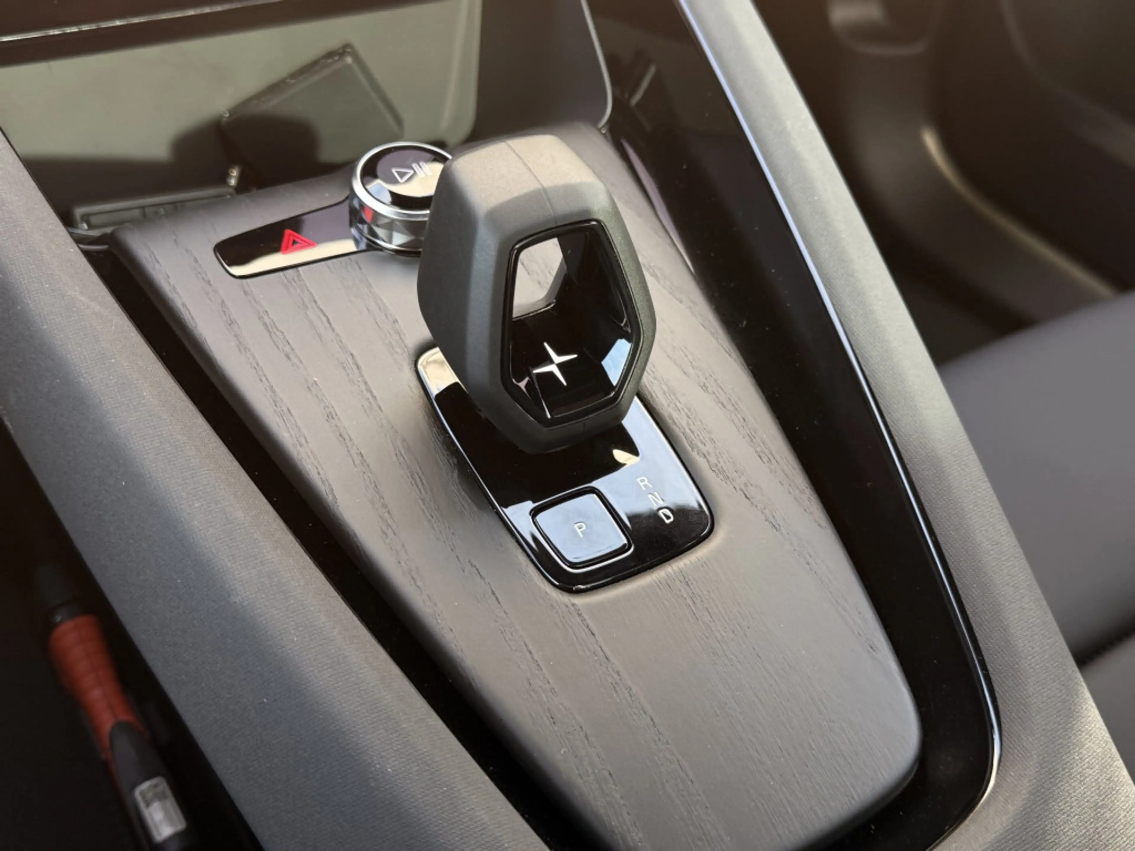 Polestar 2 Long Range Single Motor Prime 82 kWh — photo 32