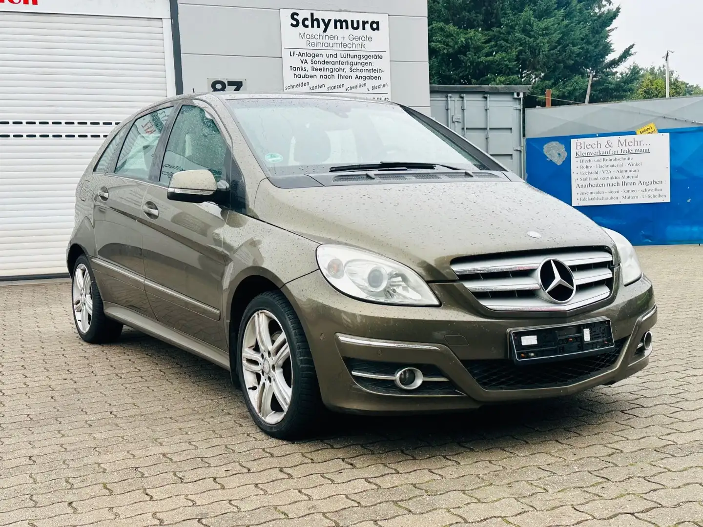 Mercedes-Benz B 180 B -Klasse B 180 CDI,Automatik,klima,AHK smeđa - 1