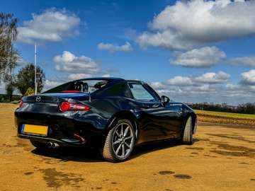 MX-5 RF SKYACTIV-G 160 i-ELOOP Aut. Sports-Line