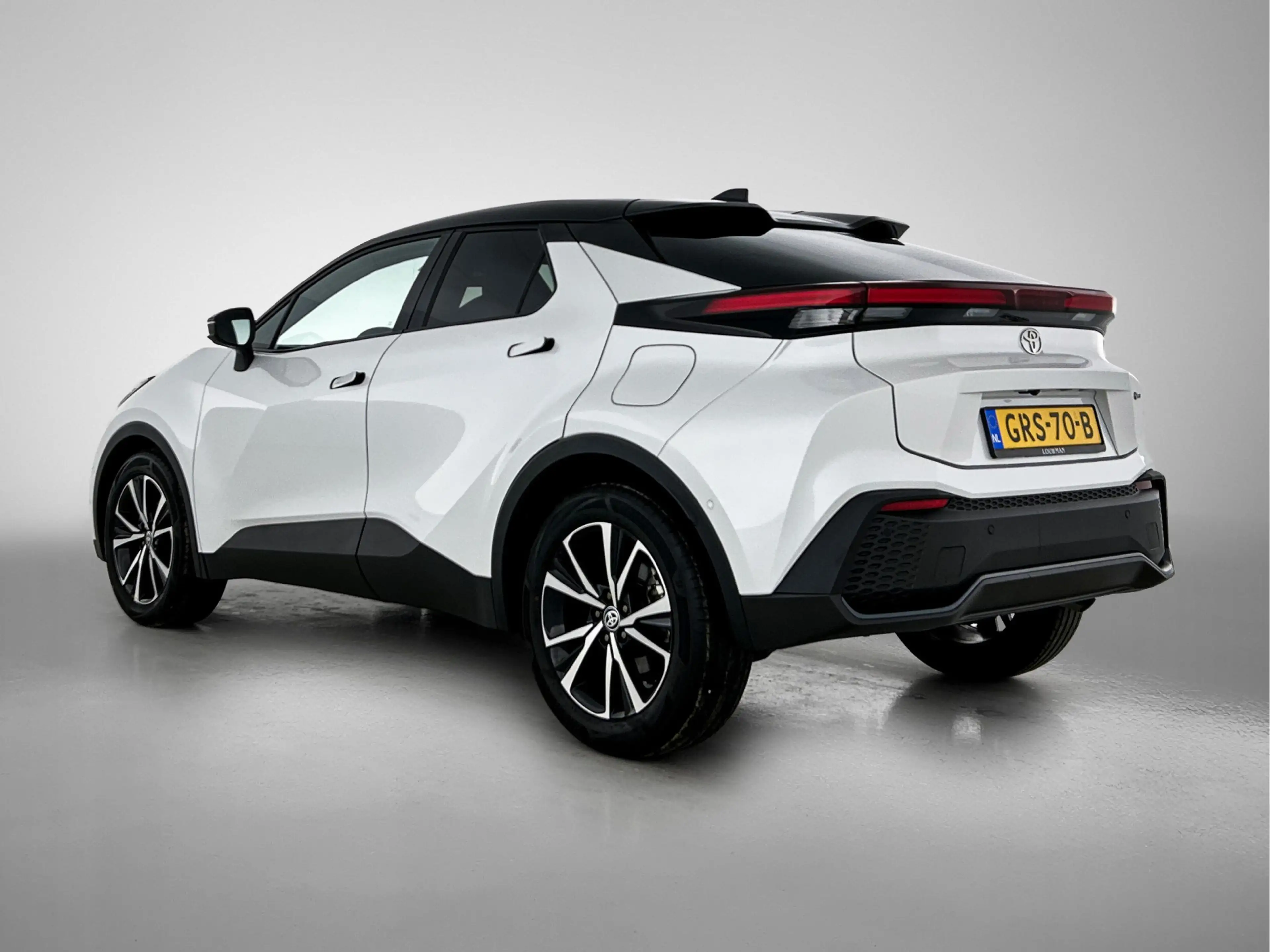 Toyota C-HR 1.8 Hybrid 140 First Edition | Dealeronderhouden | — photo 14