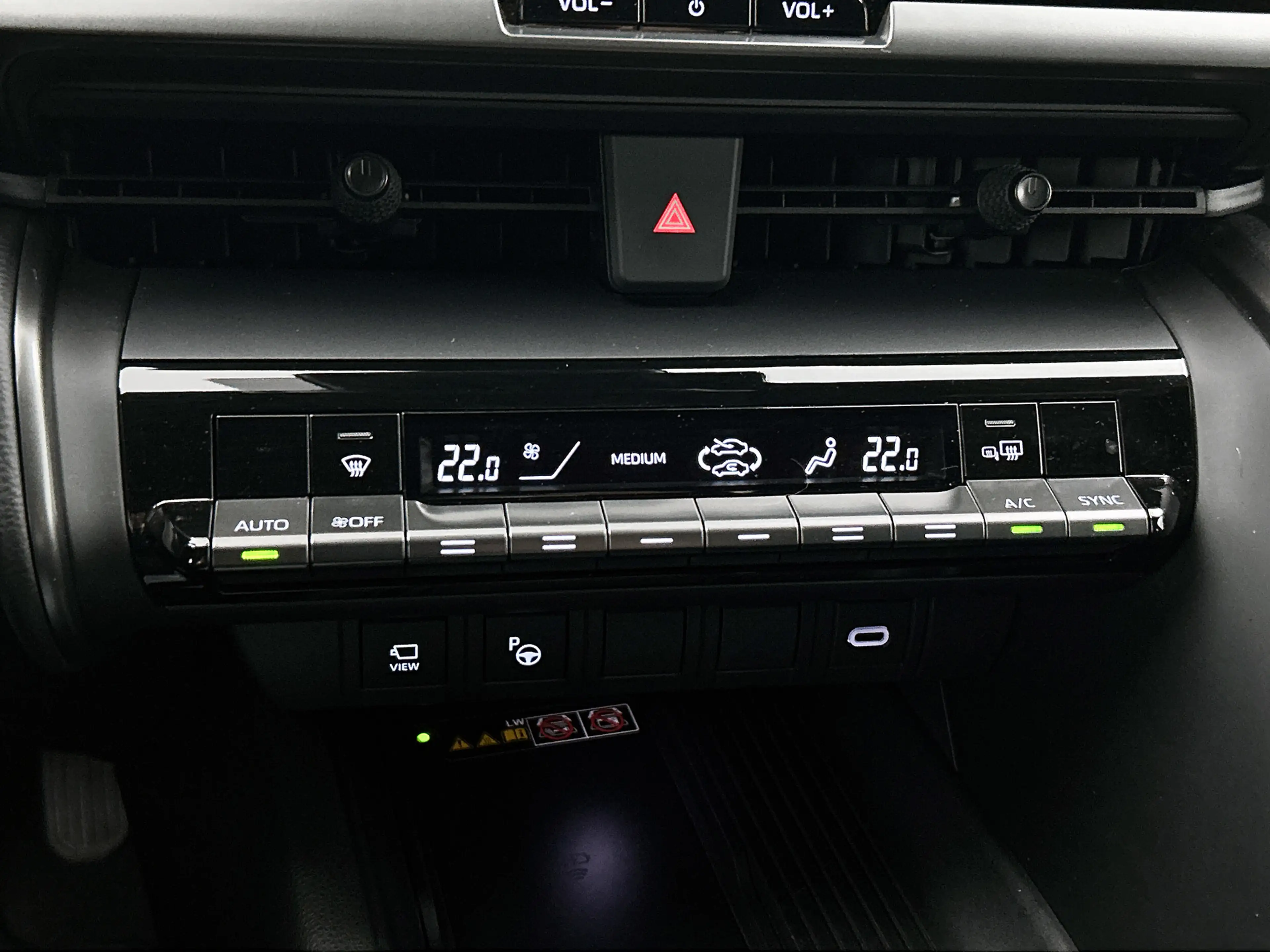 Toyota C-HR 1.8 Hybrid 140 First Edition | Dealeronderhouden | — photo 10