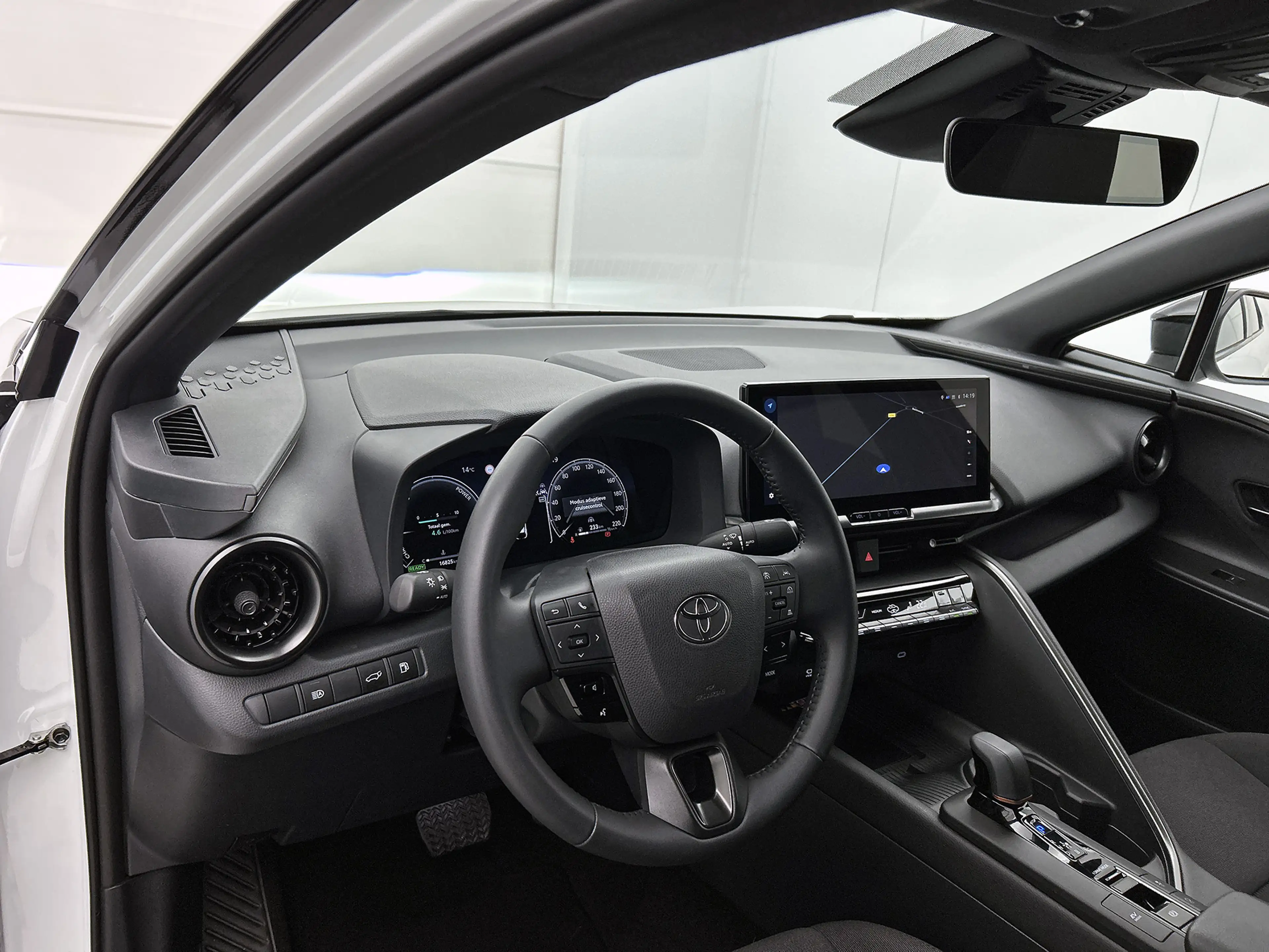Toyota C-HR 1.8 Hybrid 140 First Edition | Dealeronderhouden | — photo 15