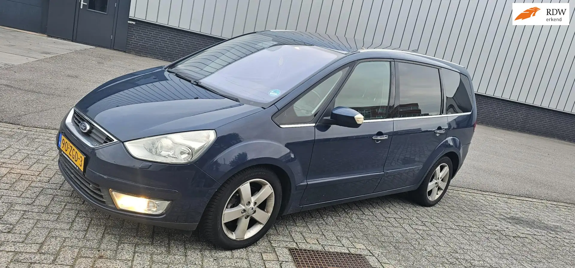 Ford Galaxy 2.3-16V Ghia automaat 7pers ketting problem Blau - 1