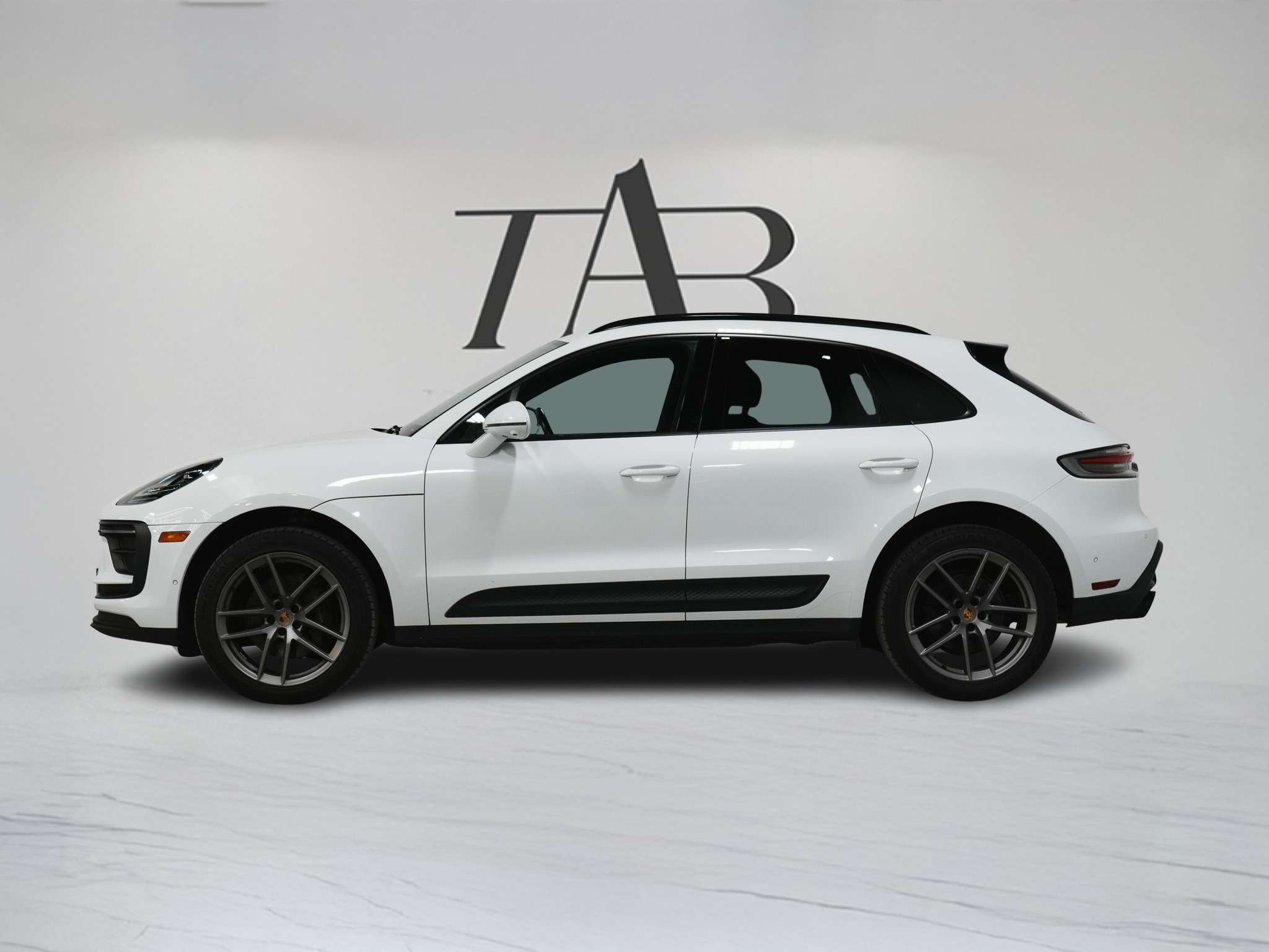 2022 Porsche Macan PREMIUM PLUS | PANO | BOSE | 20 IN thumb 38