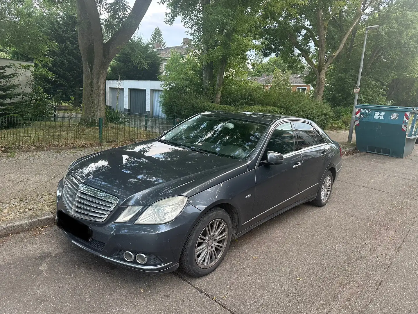Mercedes-Benz E 220 E 220 CDI BlueEfficiency (212.002) Gris - 1