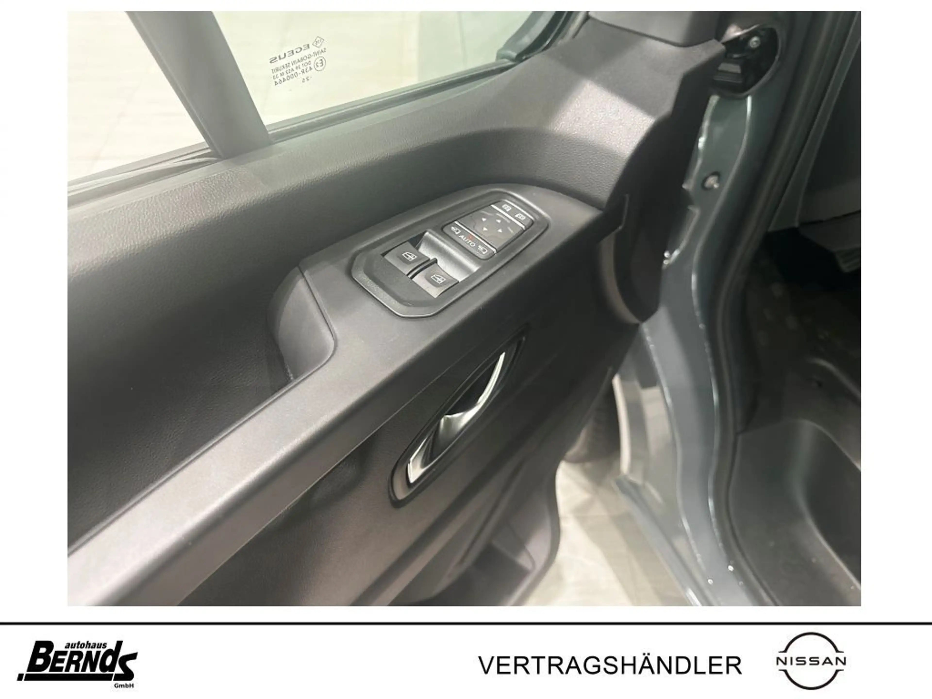 Nissan Primastar L1H1 2,8 dCi 150 (9-Si.) Tekna — photo 9