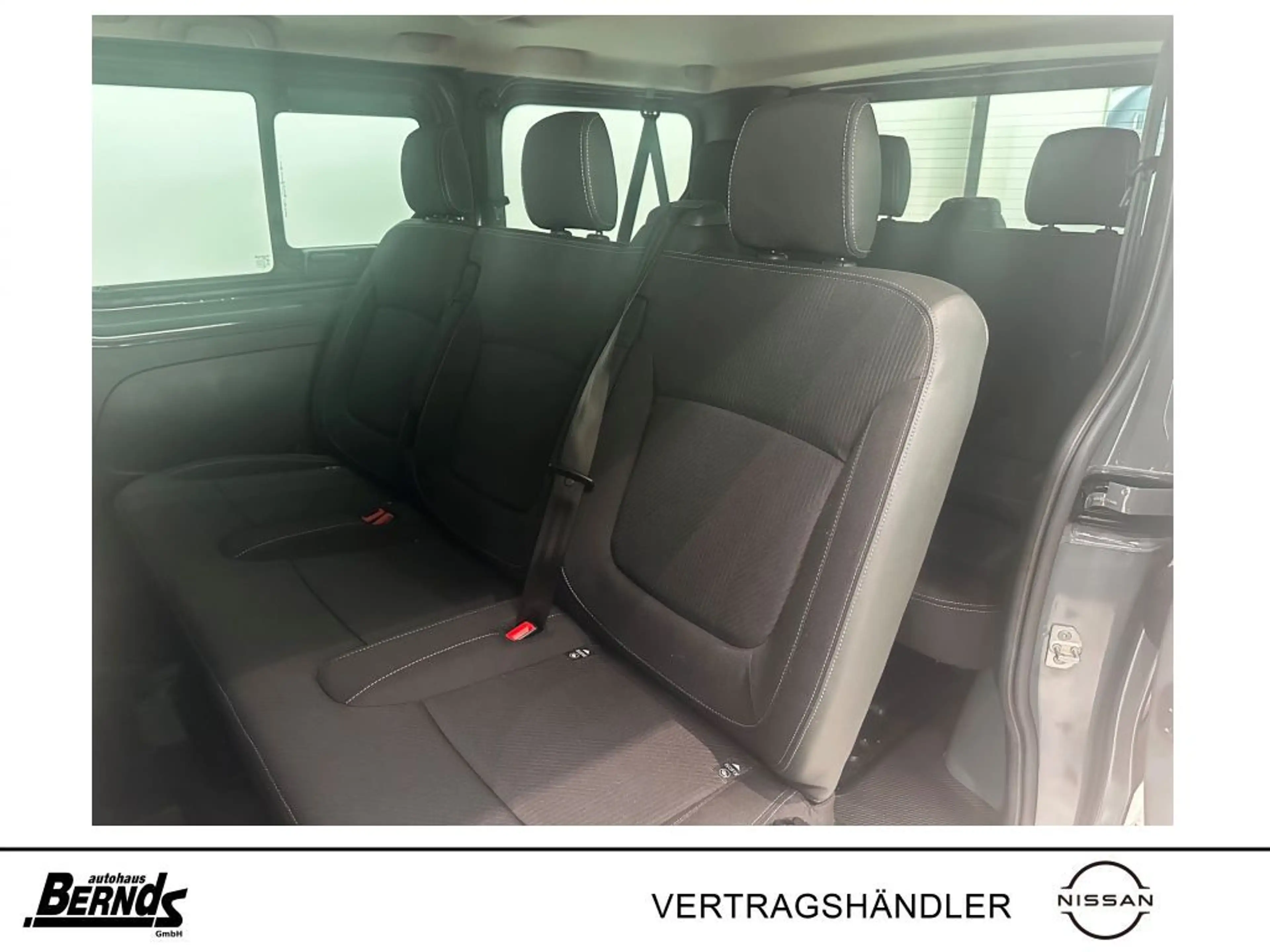 Nissan Primastar L1H1 2,8 dCi 150 (9-Si.) Tekna — photo 14