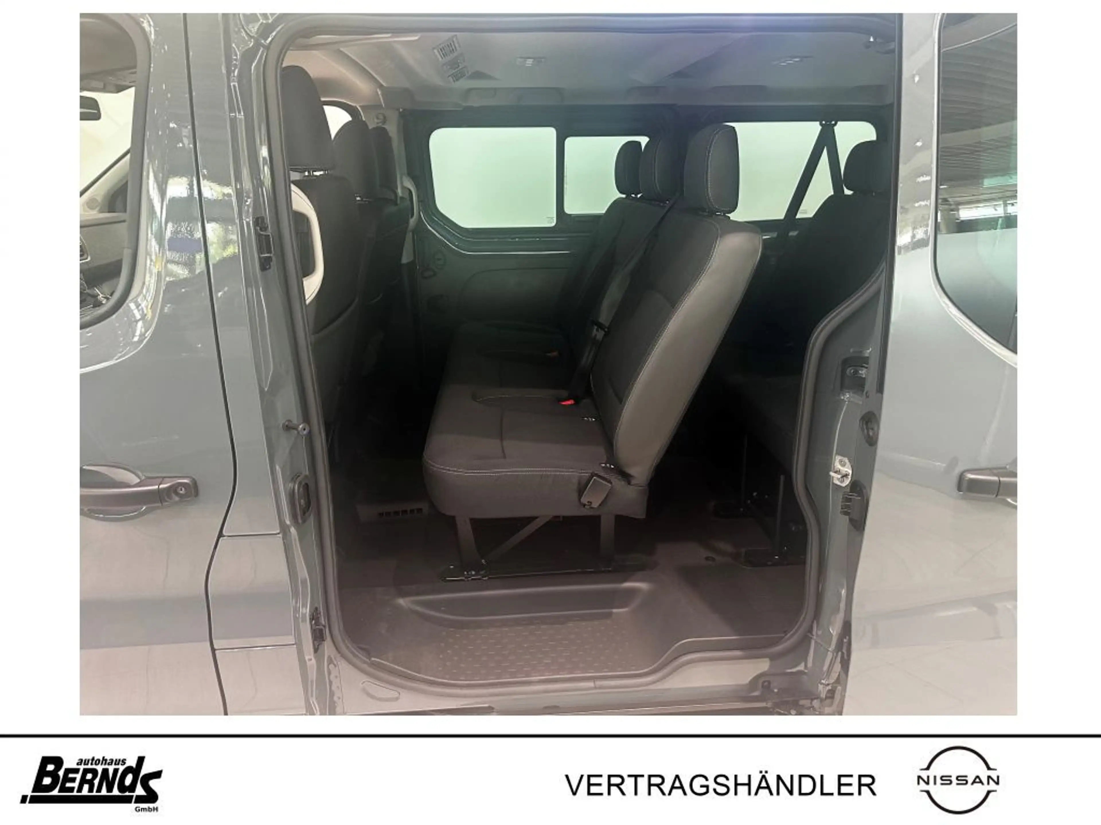 Nissan Primastar L1H1 2,8 dCi 150 (9-Si.) Tekna — photo 13
