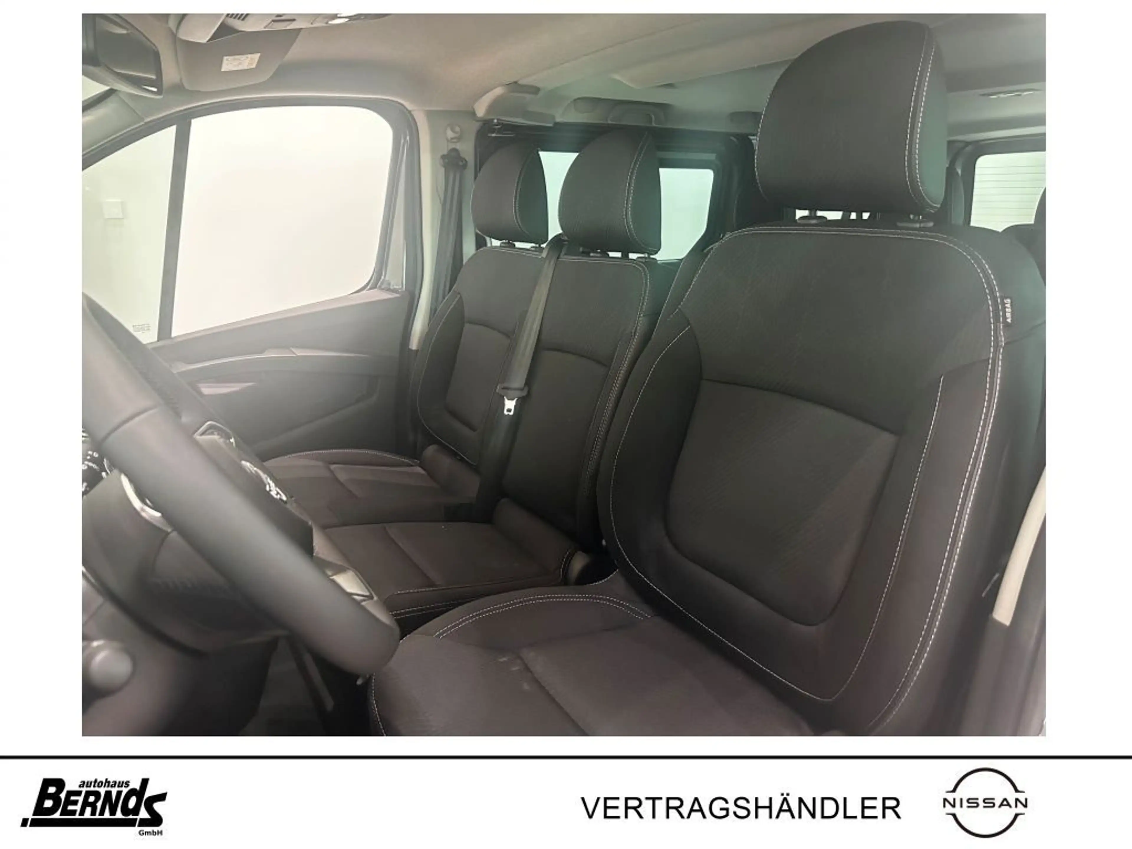 Nissan Primastar L1H1 2,8 dCi 150 (9-Si.) Tekna — photo 12
