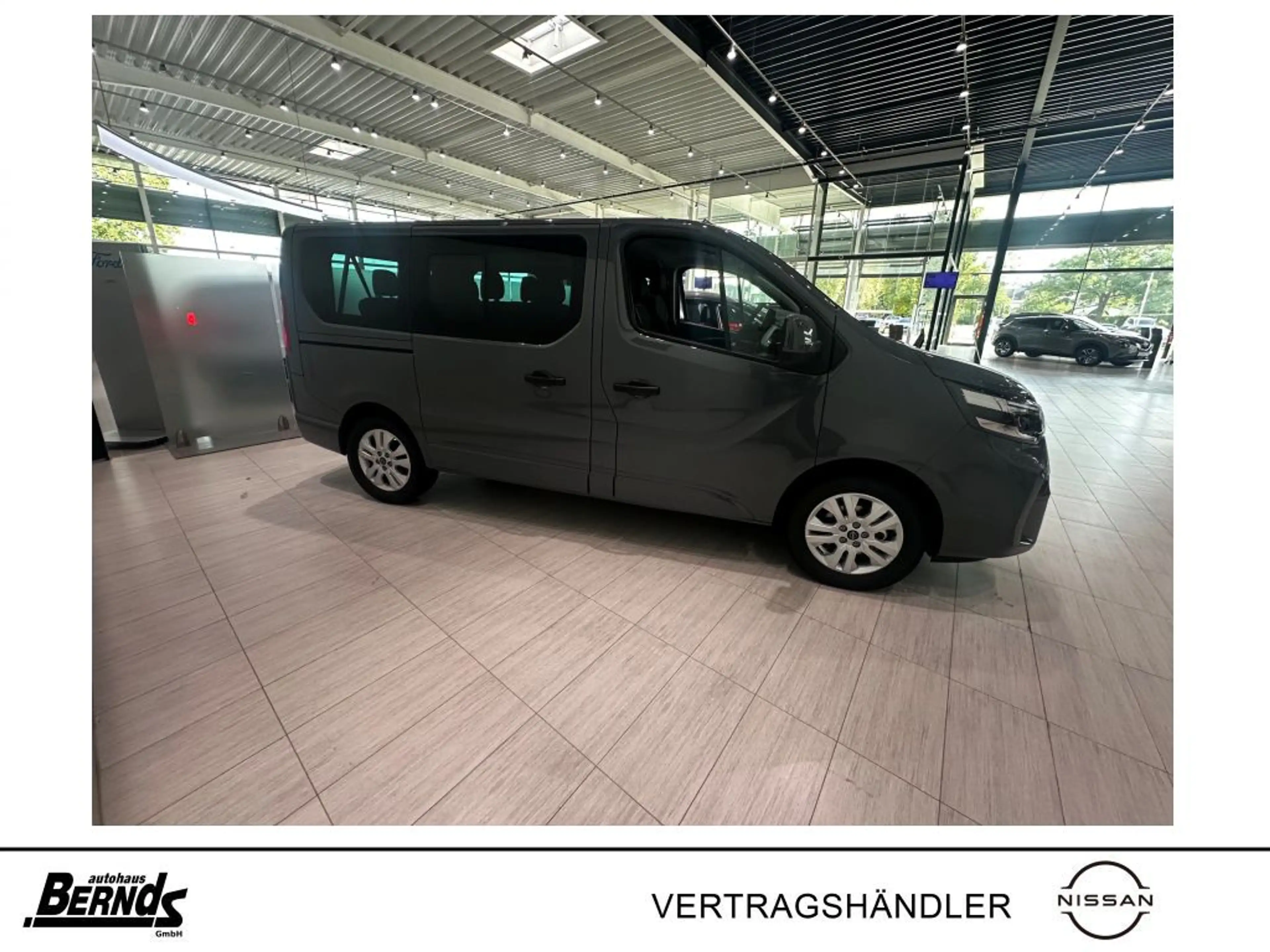 Nissan Primastar L1H1 2,8 dCi 150 (9-Si.) Tekna — photo 4
