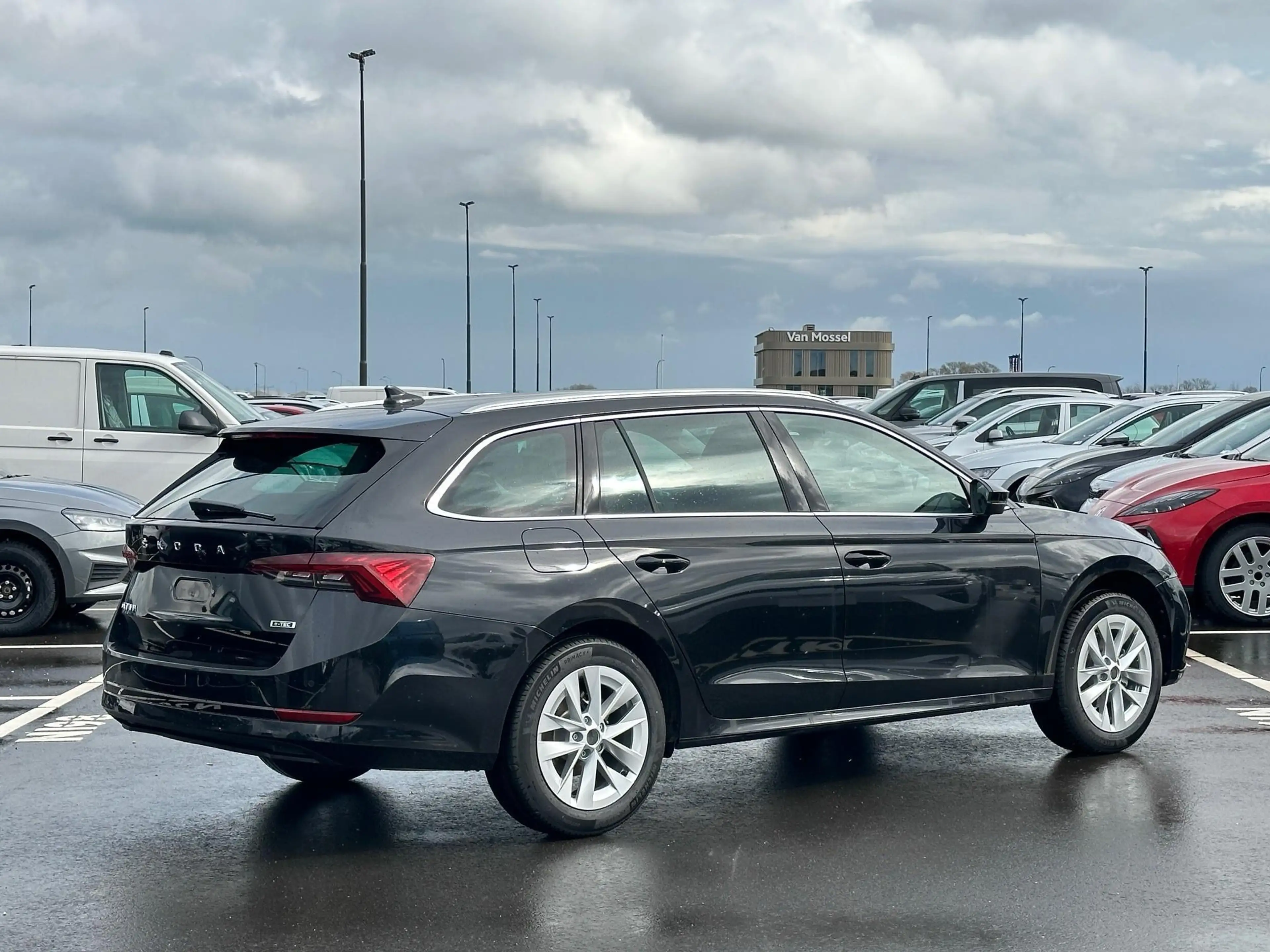 Skoda Octavia Combi 1.0 e-TSI Business Edition Plus 110 PK | Aut — photo 3