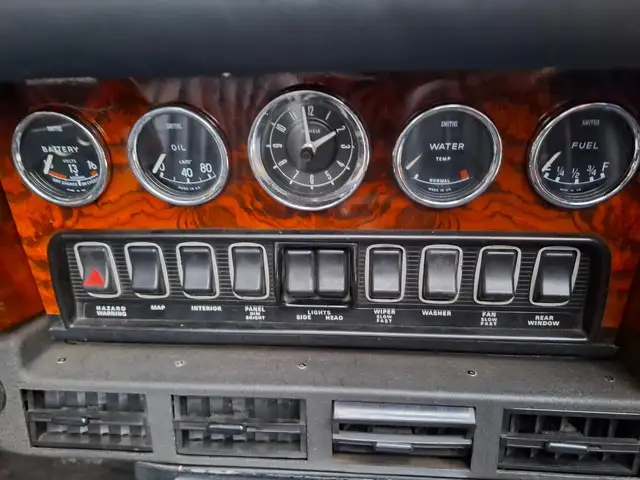 Jaguar E-Type view 10