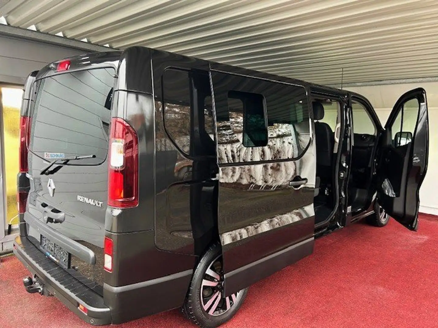 Renault Trafic DK langer Radst/2000cm/145PS/2Schiebe/AHK/GARANTIE Schwarz - 1