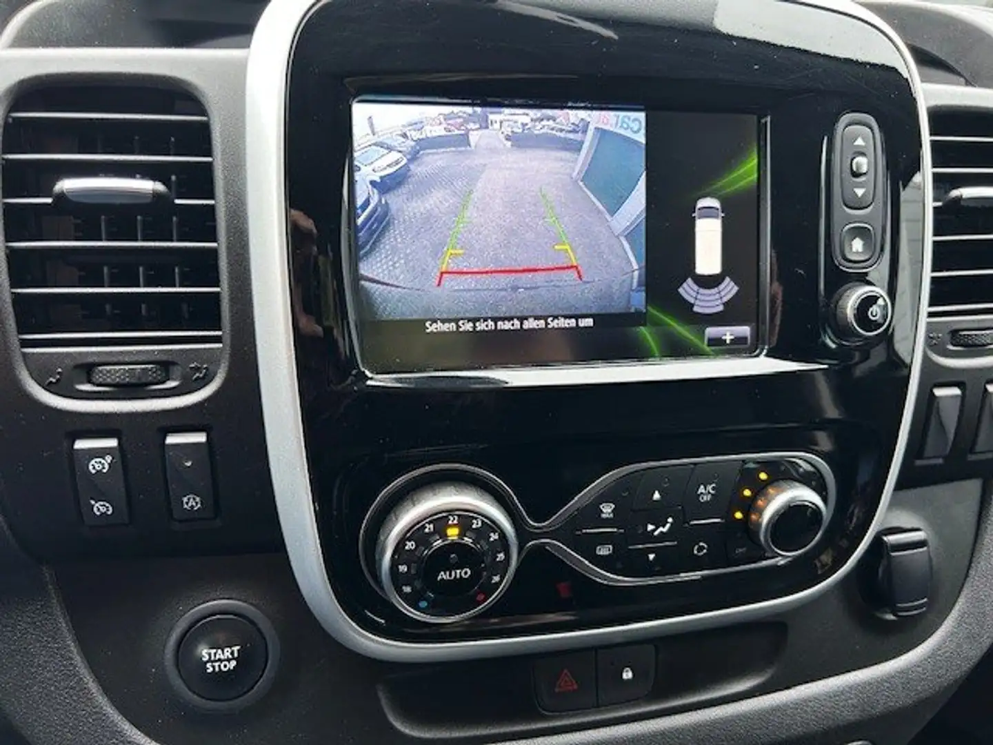 Renault Trafic DK langer Radst/2000cm/145PS/2Schiebe/AHK/GARANTIE Schwarz - 2