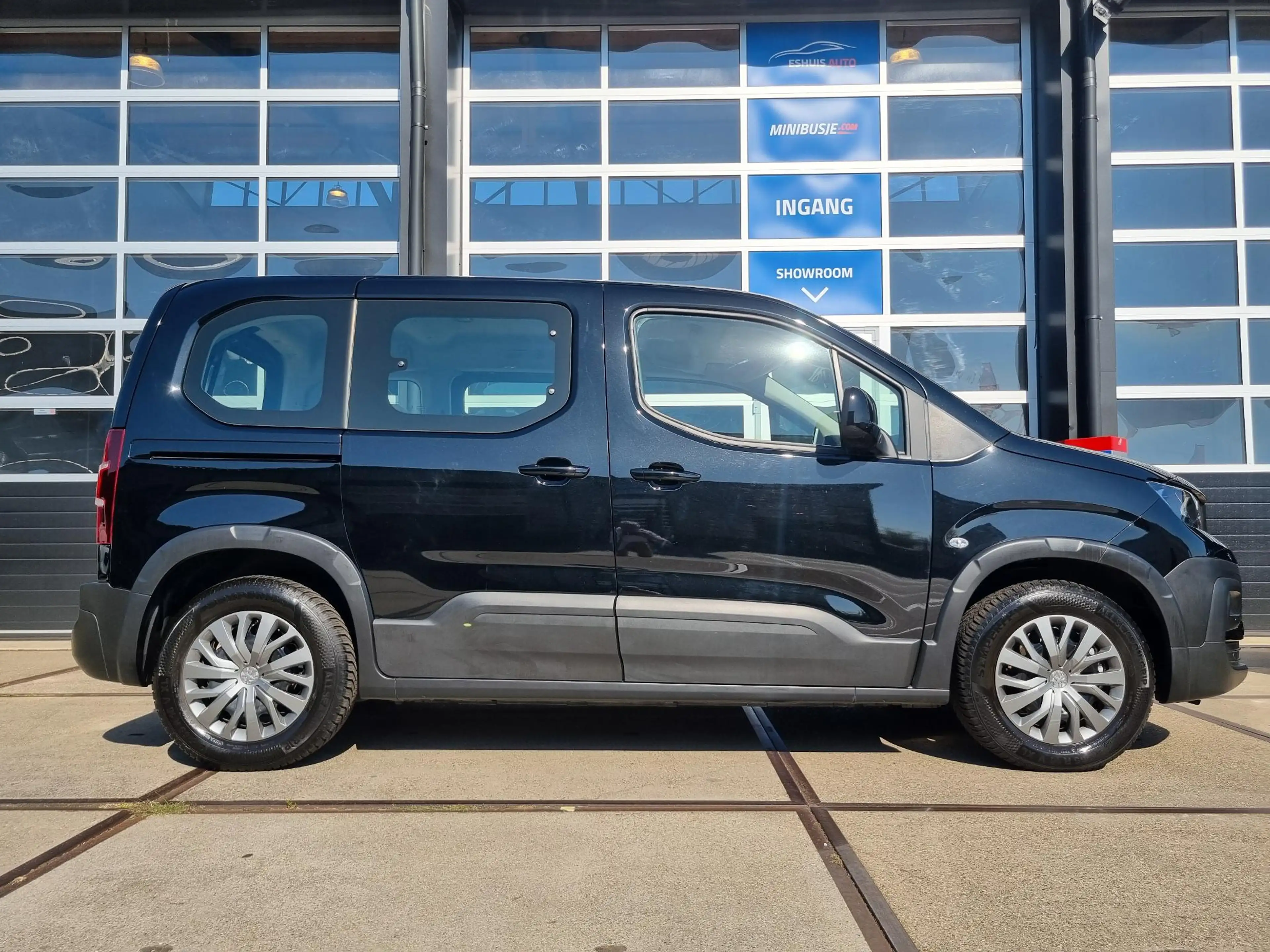 Peugeot e-Rifter EV Active Pack 50 kWh NAVI / ACHTERDEUREN / CRUISE — photo 2