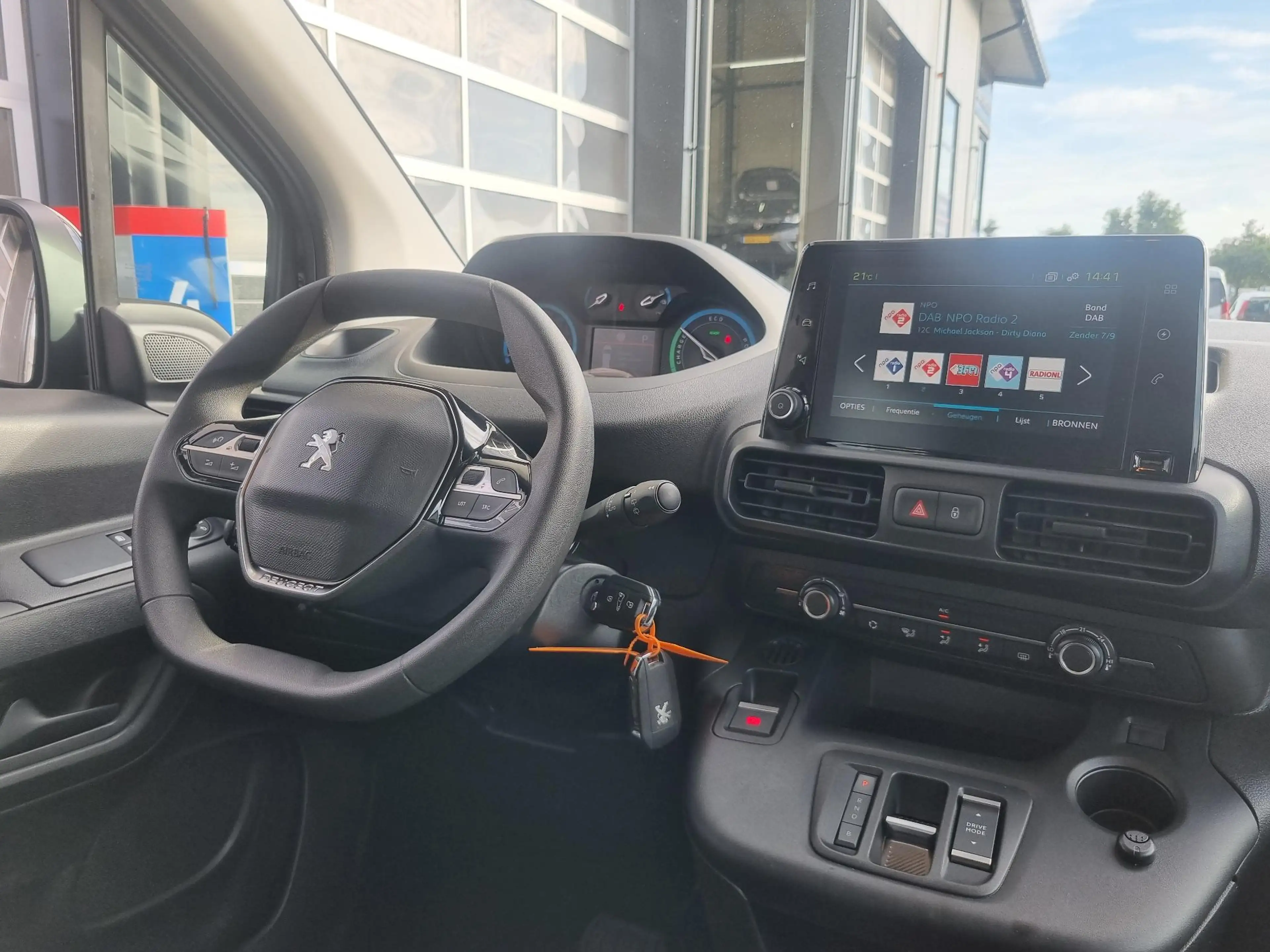 Peugeot e-Rifter EV Active Pack 50 kWh NAVI / ACHTERDEUREN / CRUISE — photo 6
