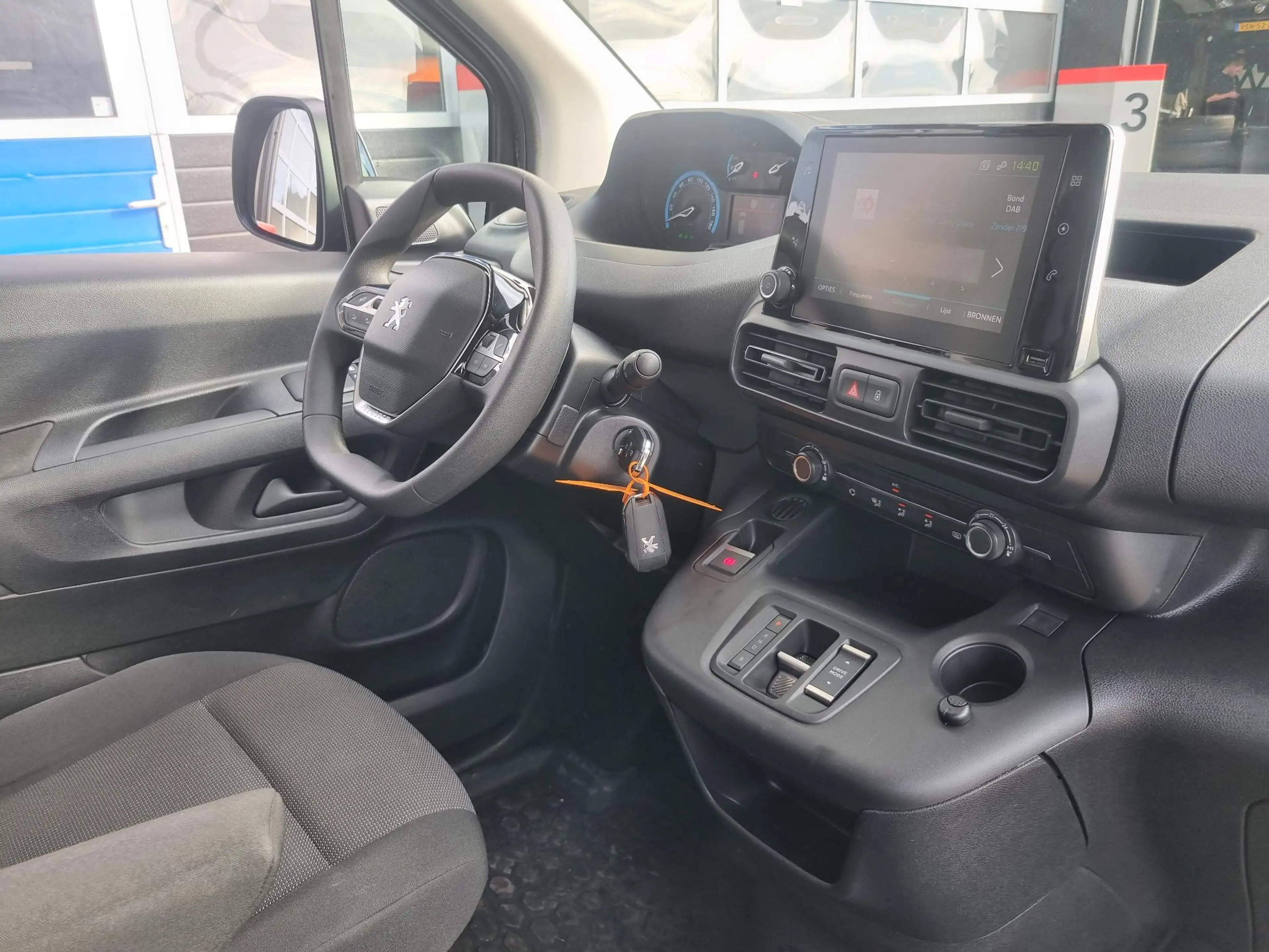 Peugeot e-Rifter EV Active Pack 50 kWh NAVI / ACHTERDEUREN / CRUISE — photo 7