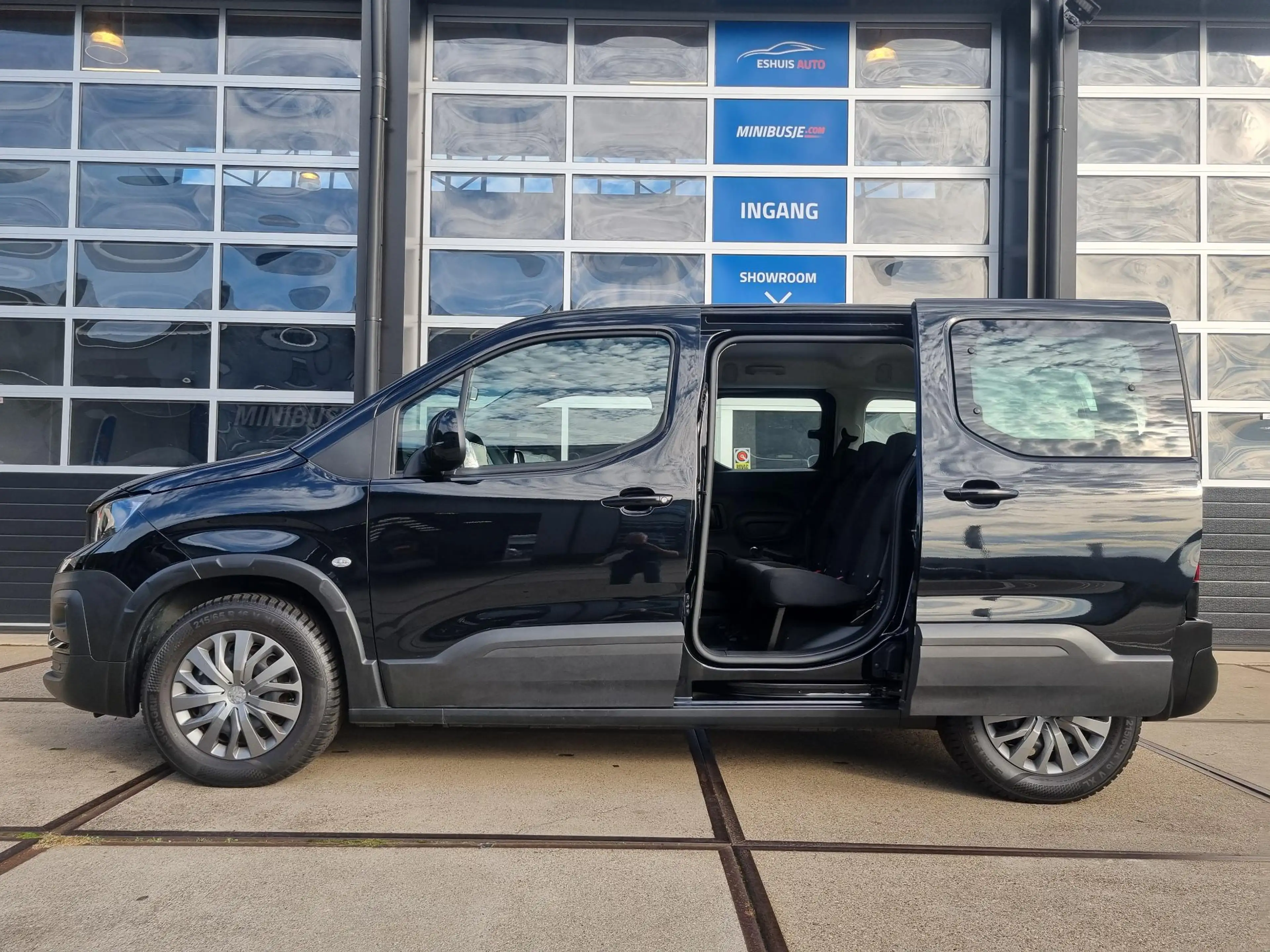 Peugeot e-Rifter EV Active Pack 50 kWh NAVI / ACHTERDEUREN / CRUISE — photo 3