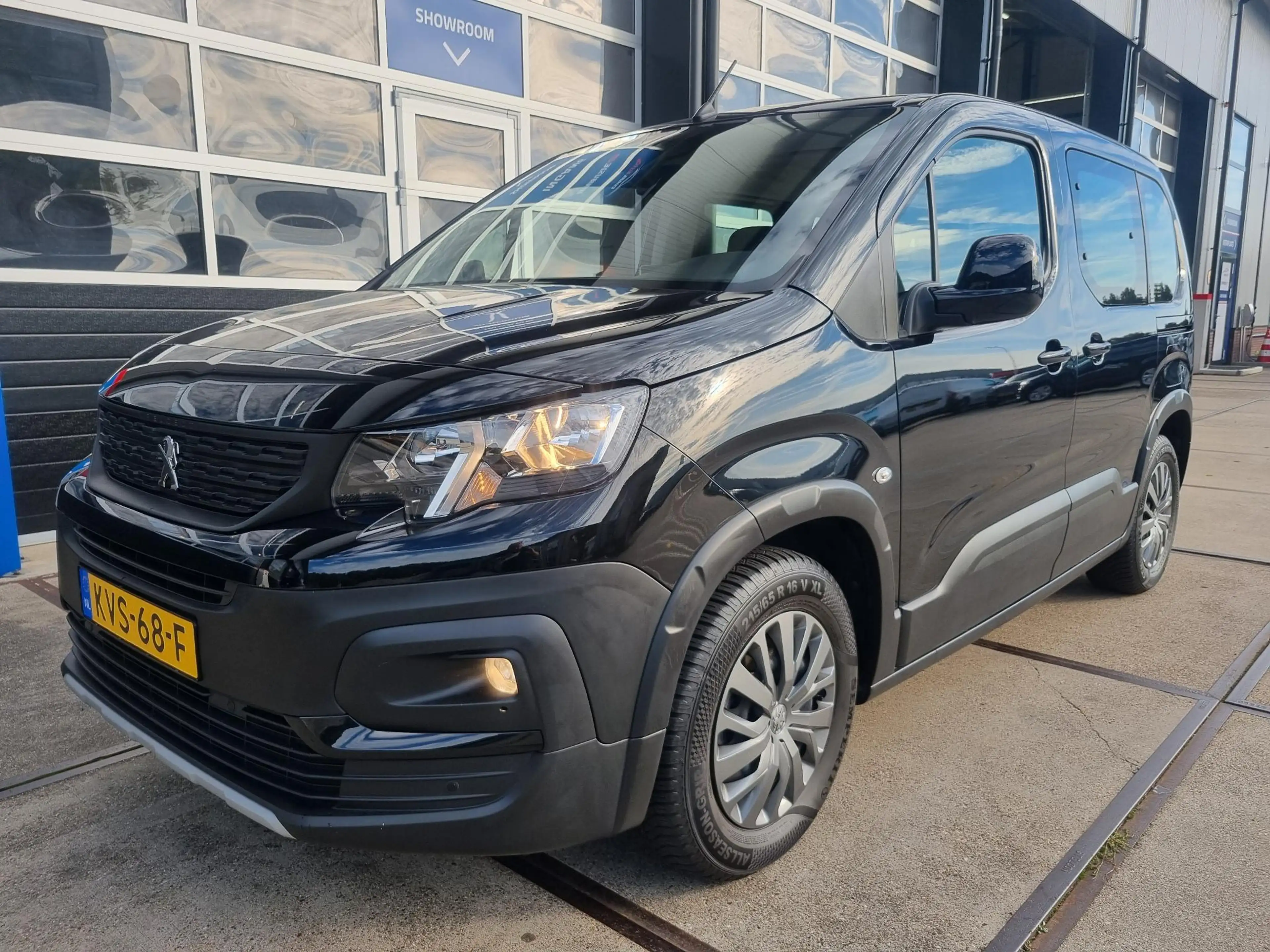 Peugeot e-Rifter EV Active Pack 50 kWh NAVI / ACHTERDEUREN / CRUISE — photo 21