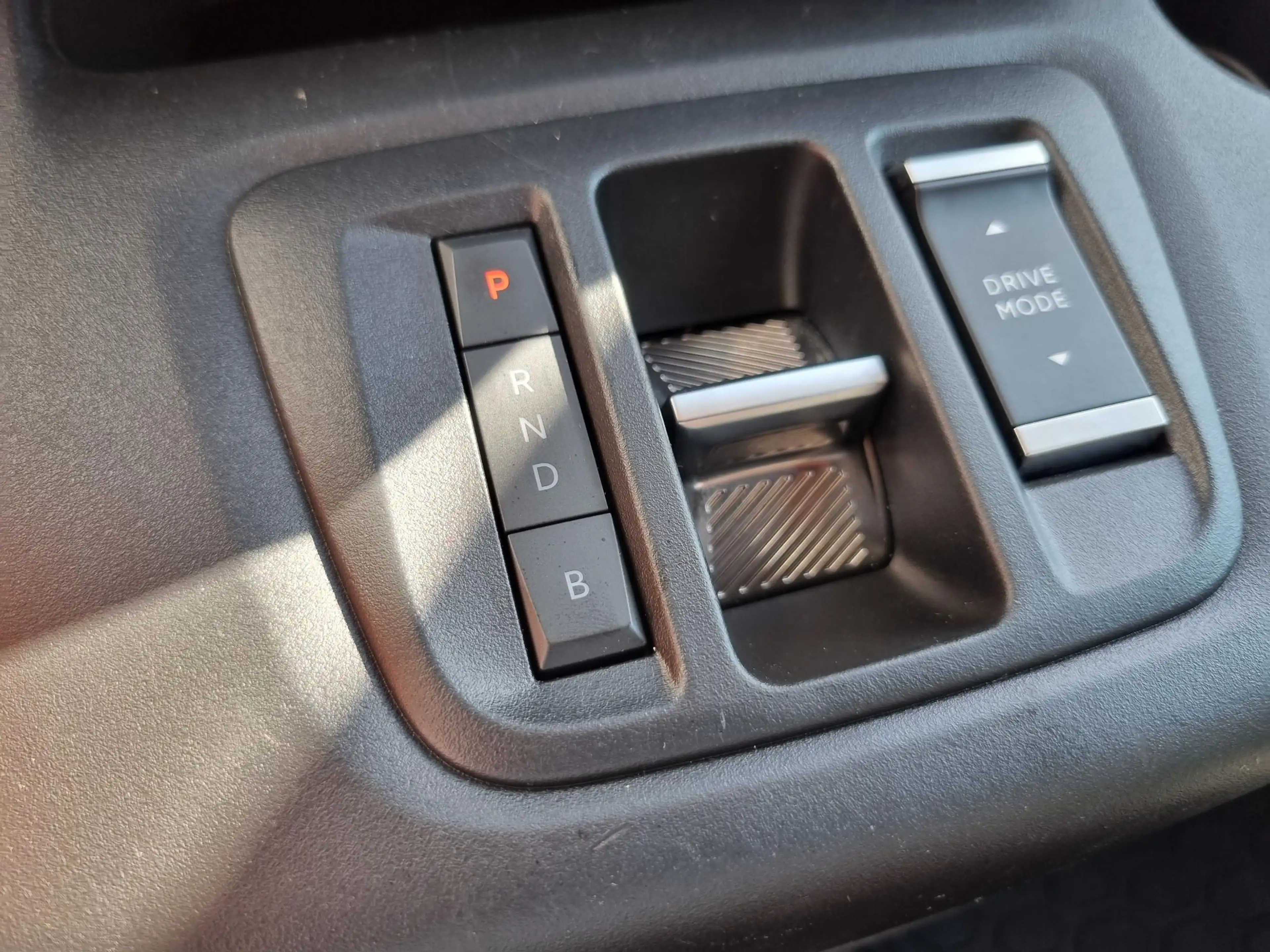 Peugeot e-Rifter EV Active Pack 50 kWh NAVI / ACHTERDEUREN / CRUISE — photo 10