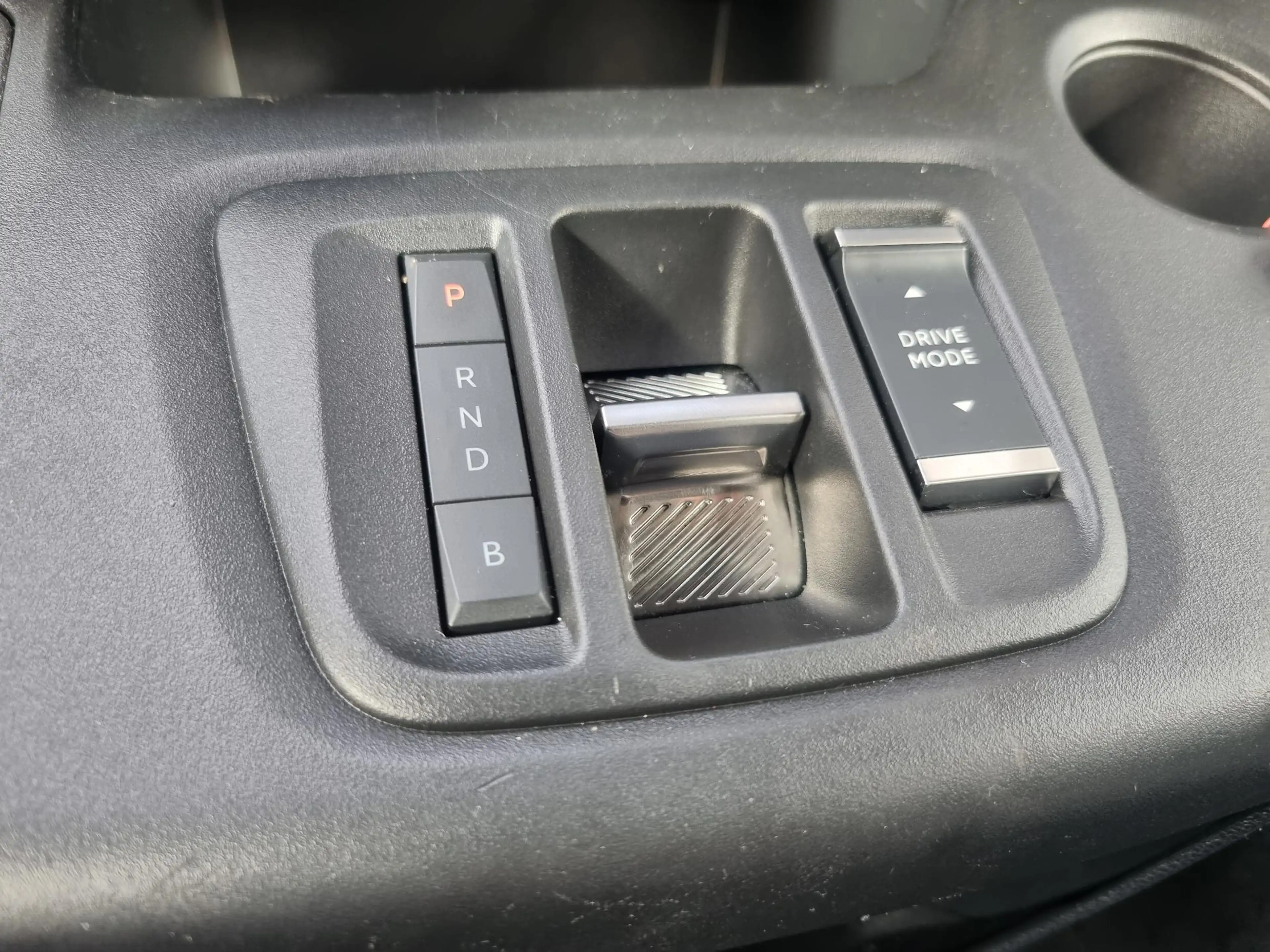 Peugeot e-Rifter EV Active Pack 50 kWh NAVI / ACHTERDEUREN / CRUISE — photo 14