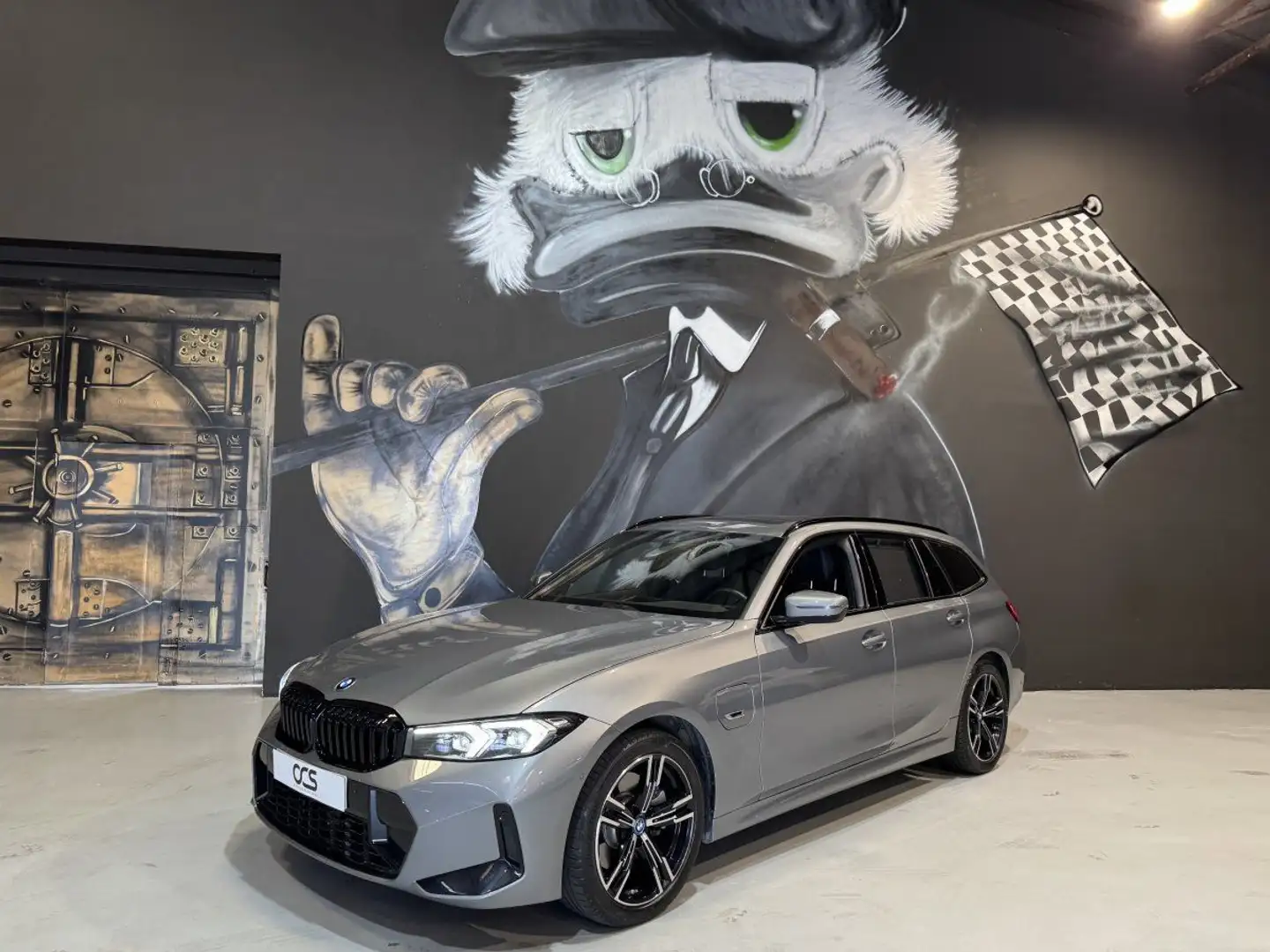 BMW 320 Touring 320e 204ch M Sport BVA8 Hybride Toit ouvra Gris - 1