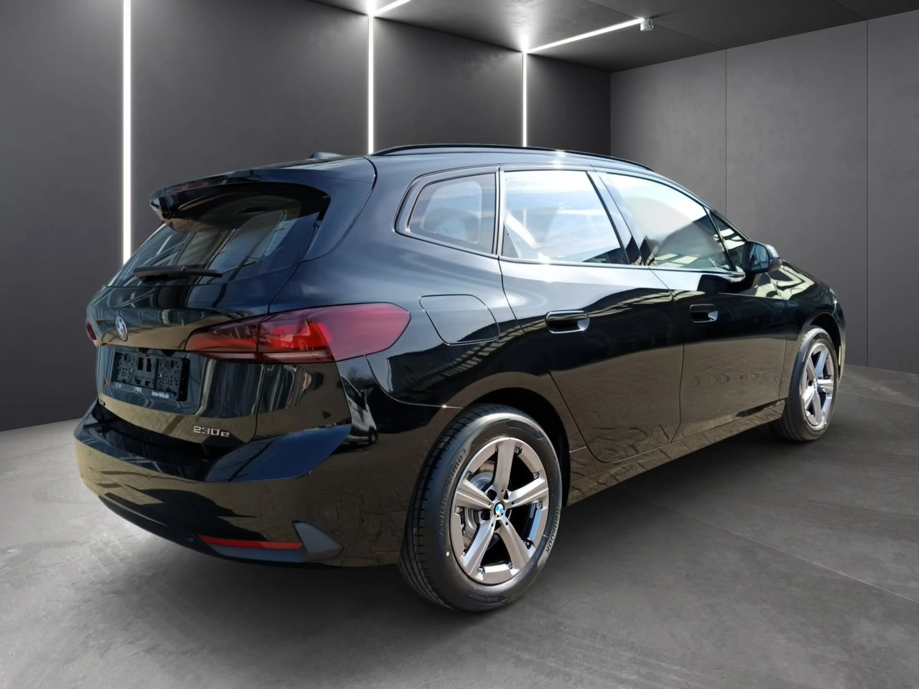BMW 230 e xDrive Active Tourer AC-LADEN PLUS+DRIVING+PARKI — photo 4