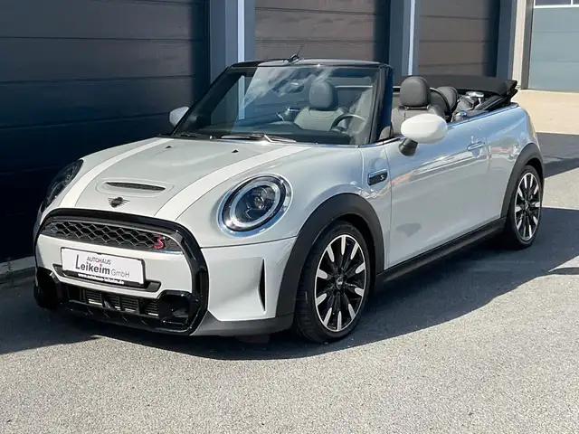 MINI Cooper S Cabrio COOPER S CABRIO Classic Trim - Harman Kardon