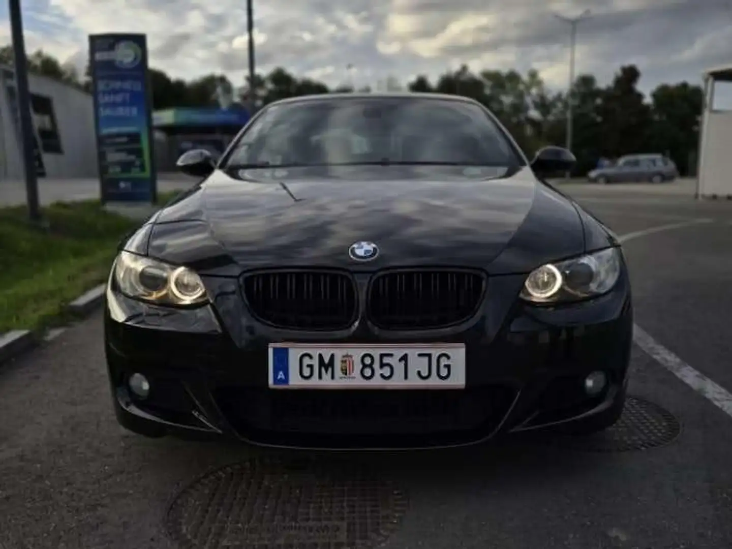 BMW 320 320i Cabrio Schwarz - 2