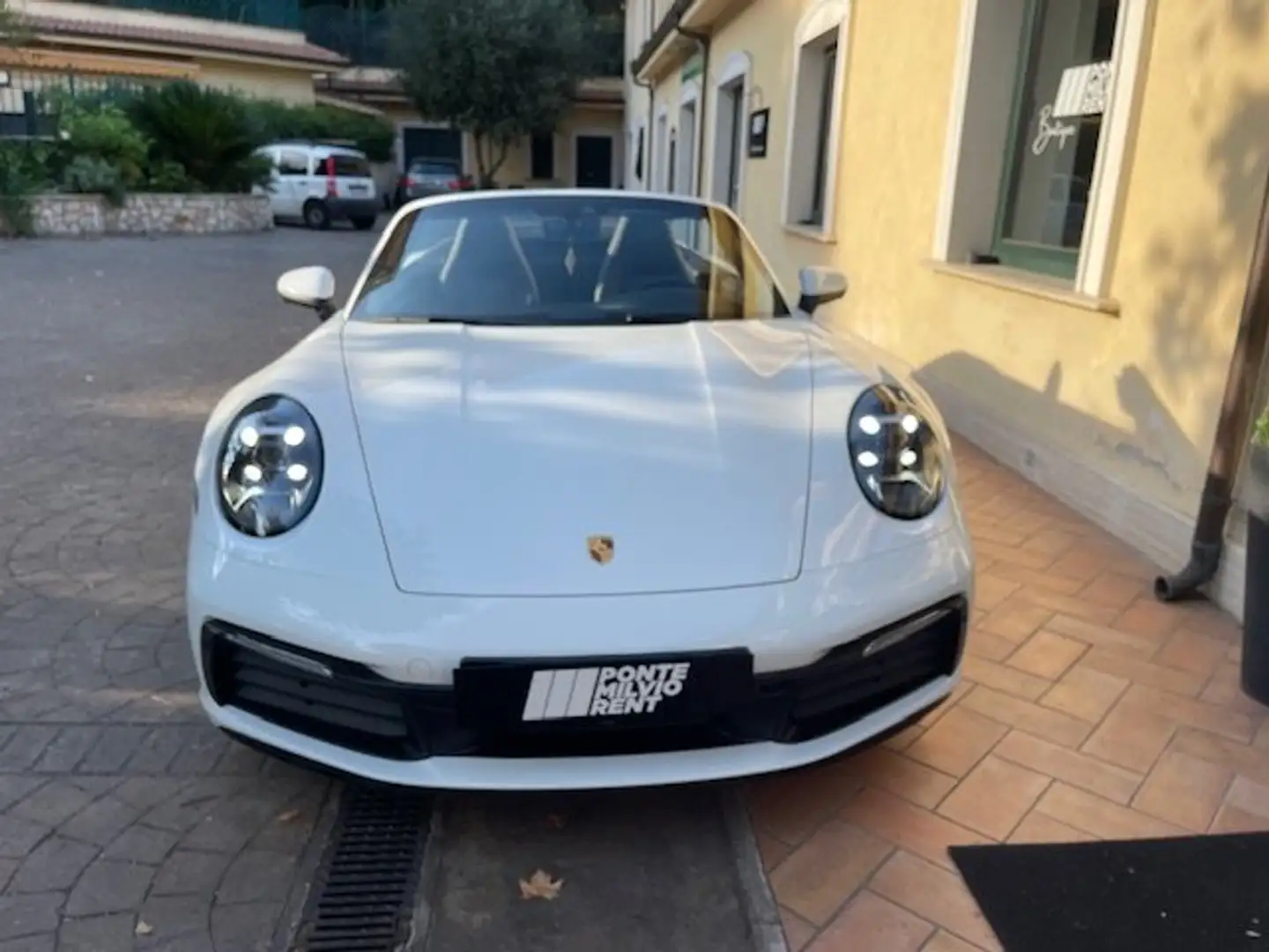 Porsche 911 992 VIII Carrera 992 Cabrio 3.0  auto Blanc - 2