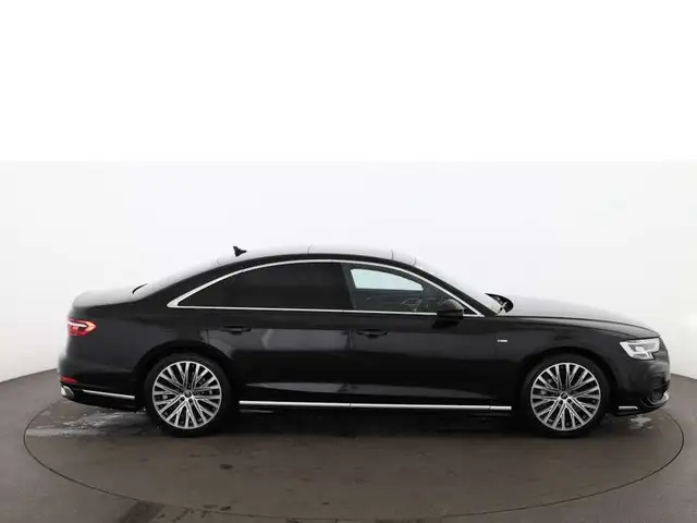 Audi A8 60 TFSI e quattro S-Line Aut MATRIX LUFT SKY Ansicht 4