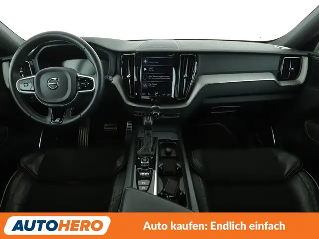 Volvo XC60 view 12