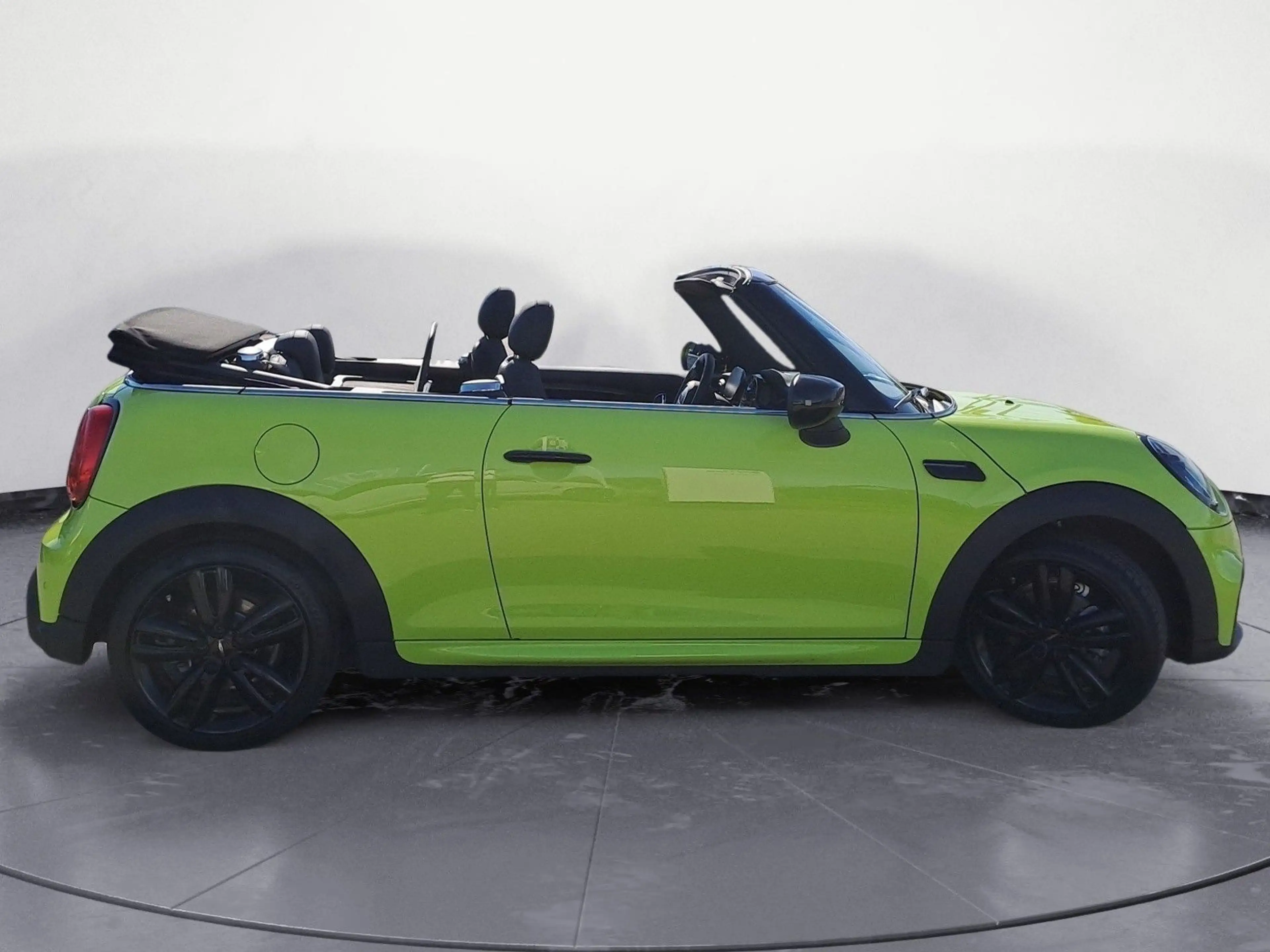MINI Cooper Cabrio JCW Trim / 17 Zoll schwarz — photo 6