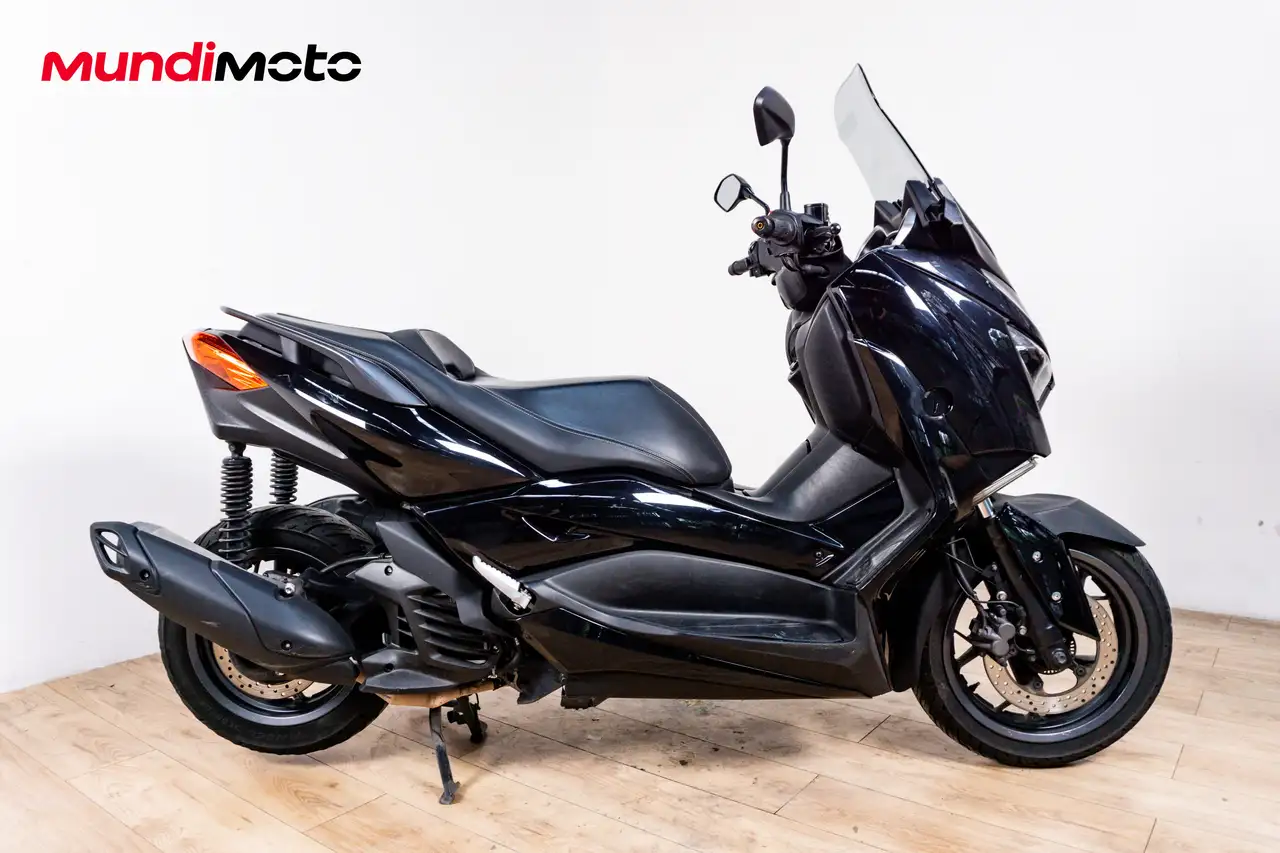 Yamaha X-Max 125