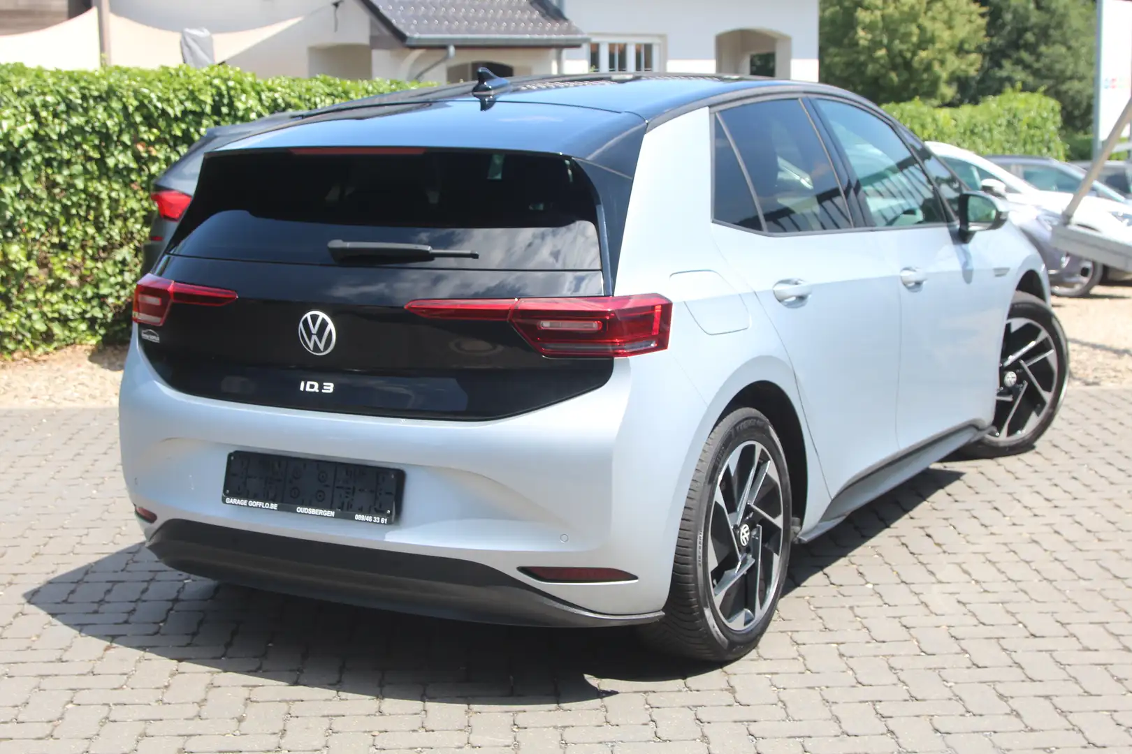 Volkswagen ID 3 PRO - 78.000KM - 2021 Plateado - 2
