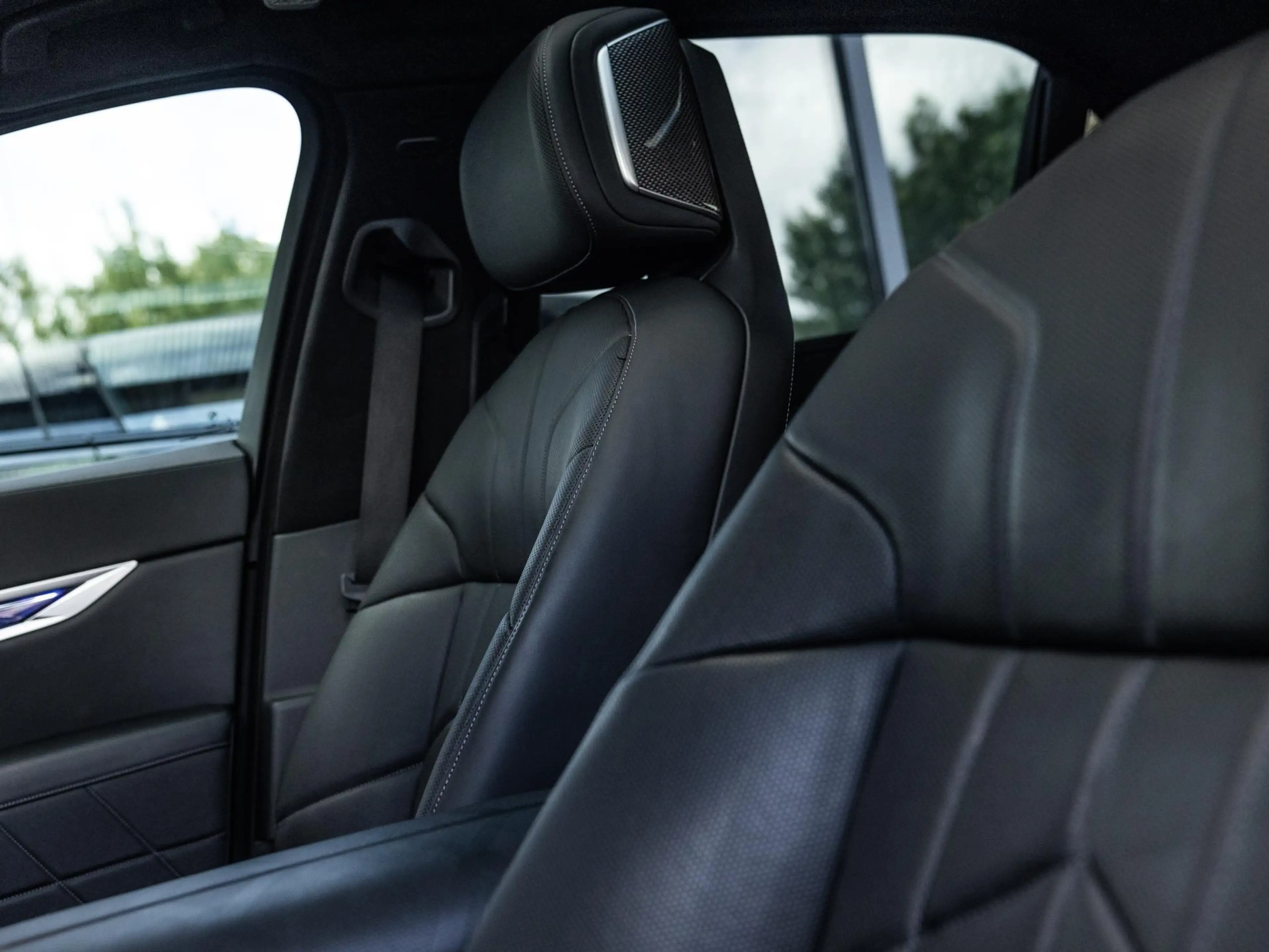BMW i7 xDrive60 106 kWh | VERWACHT | BMW INDIVIDUAL TWO T — photo 15