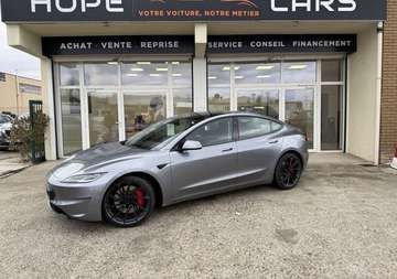 PERFORMANCE DUAL MOTOR AWD