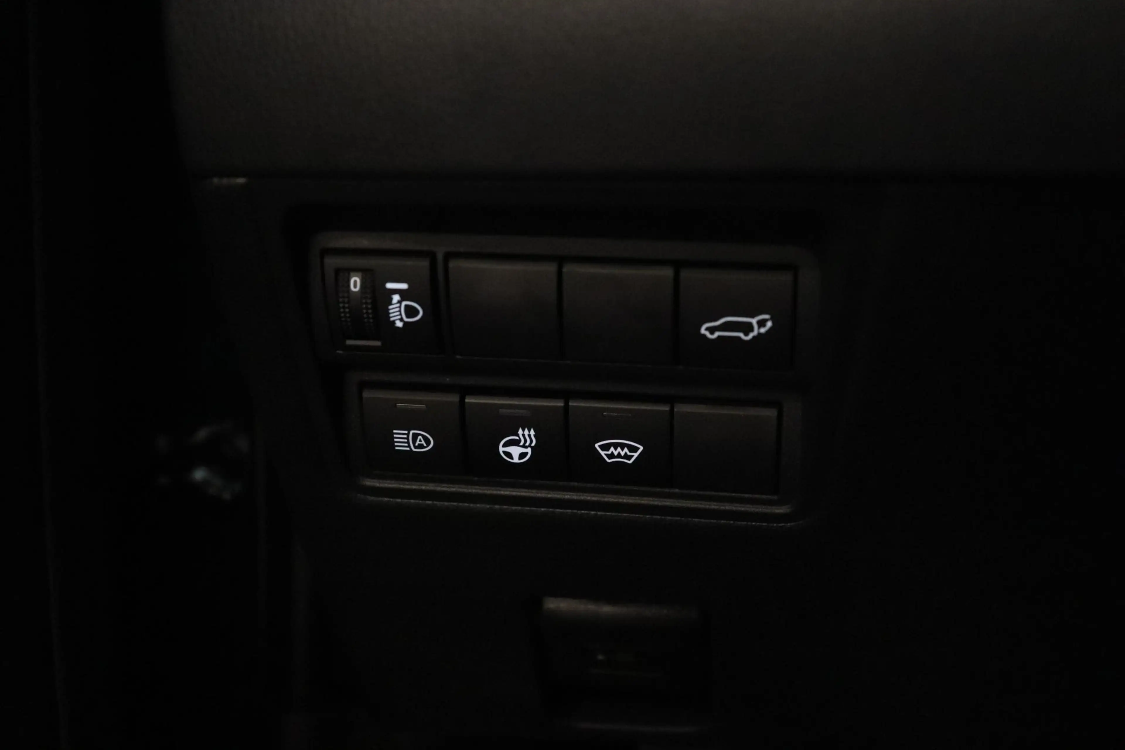 Toyota Yaris Cross 1.5 Hybrid 130 Executive, Bi-Tone, BSM, Keyless, H — photo 12