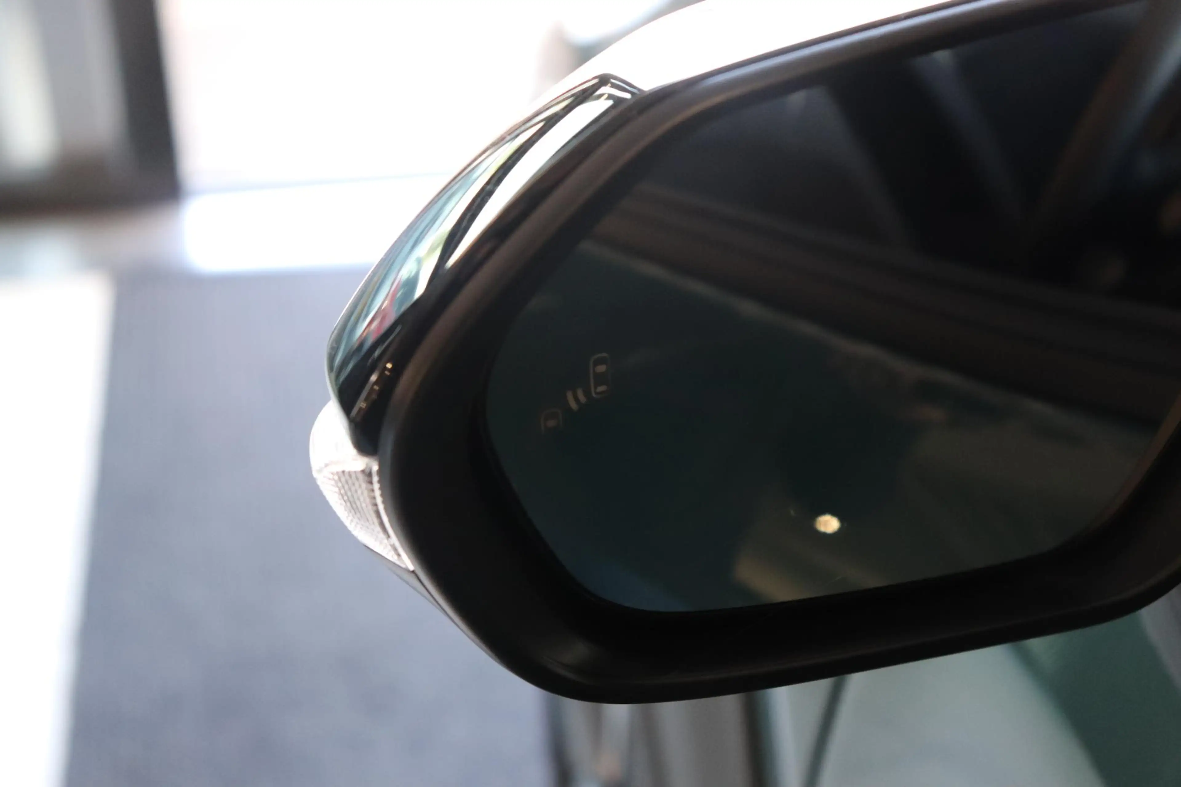 Toyota Yaris Cross 1.5 Hybrid 130 Executive, Bi-Tone, BSM, Keyless, H — photo 11