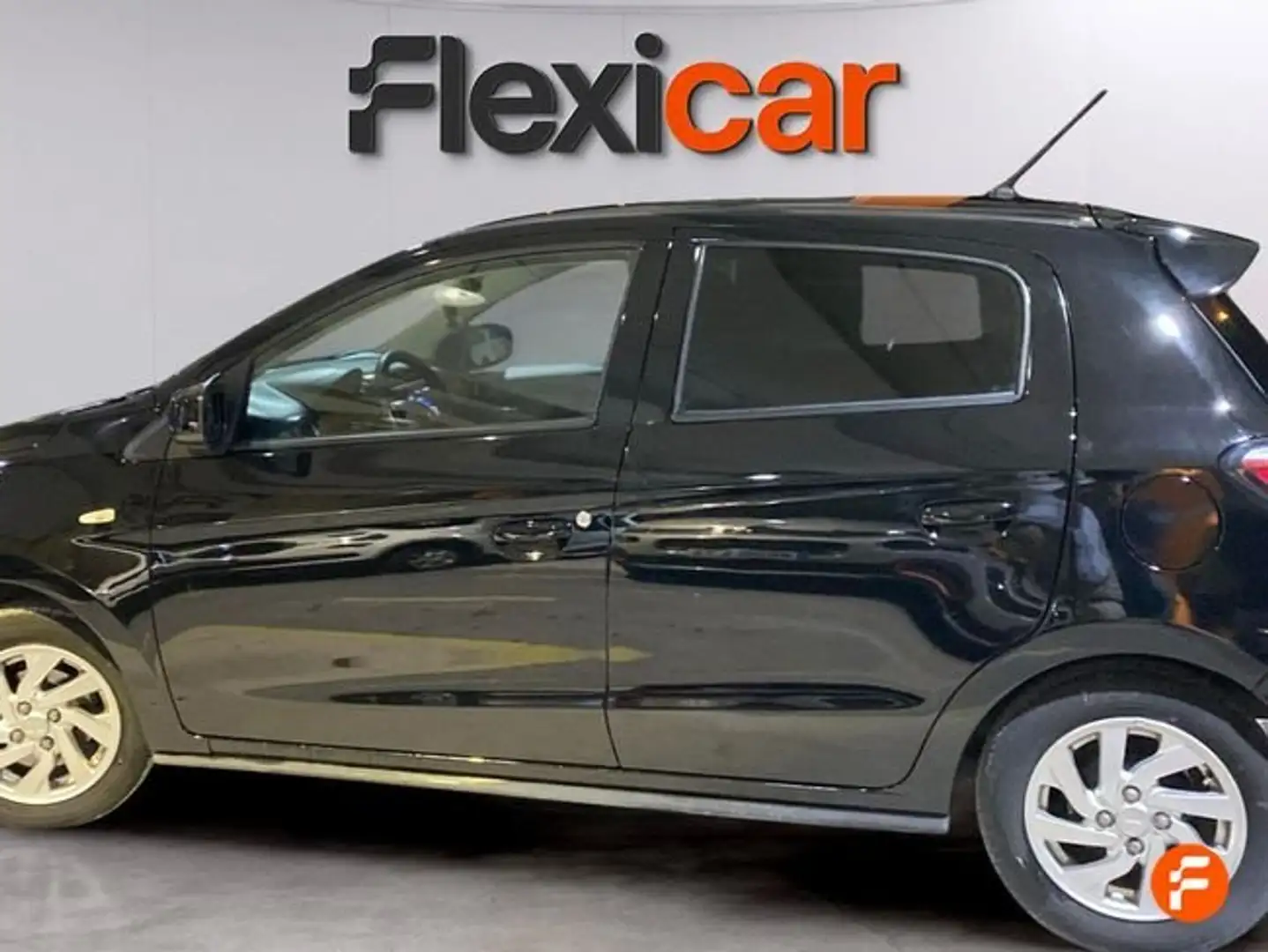 Mitsubishi Space Star 120 MPI Kaiteki Negro - 2