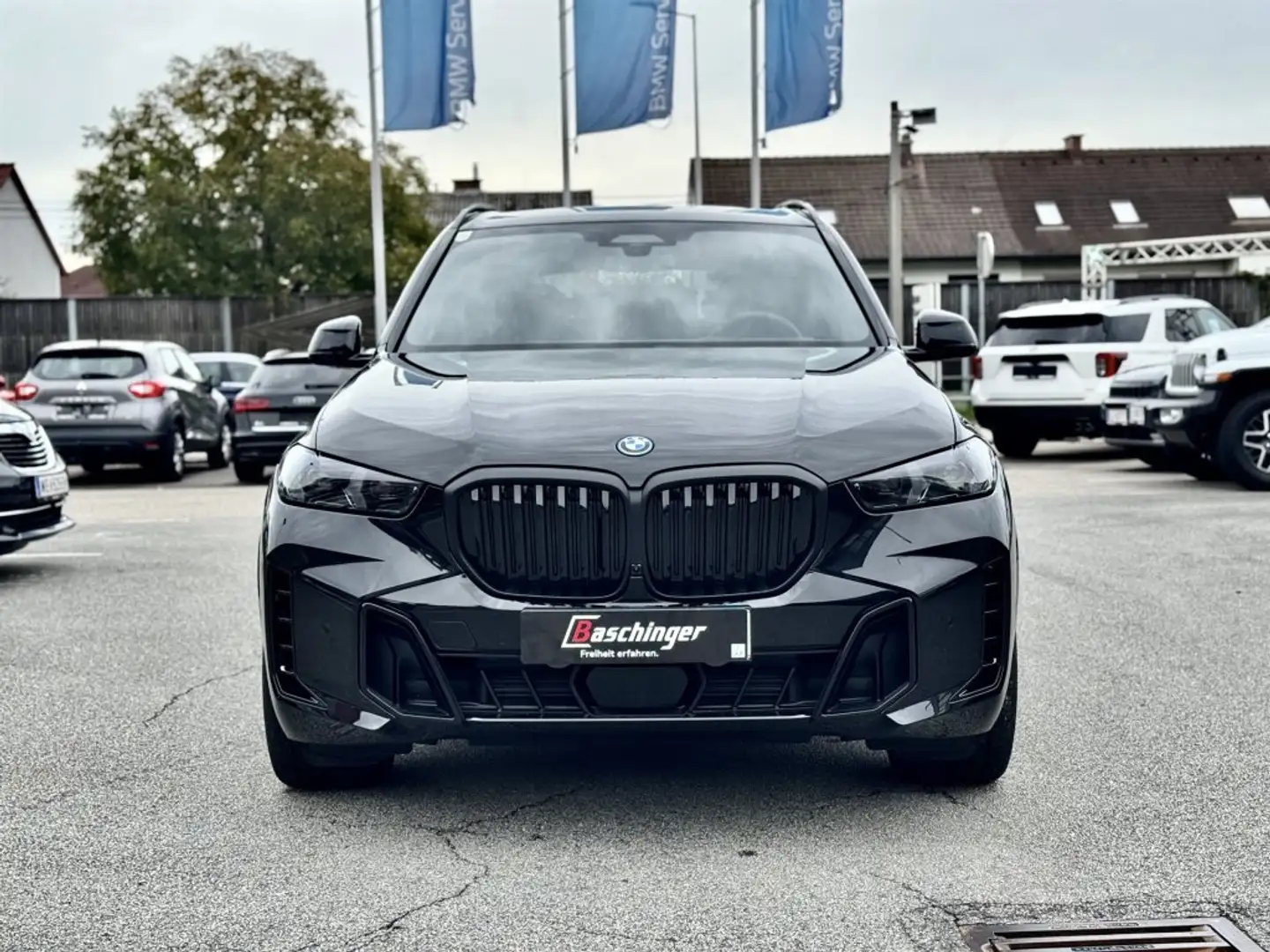 BMW X5 xDrive50e PHEV Schwarz - 2