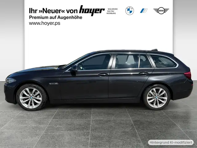 BMW 5 Series view 3