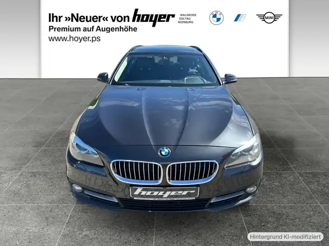 BMW 5 Series view 11