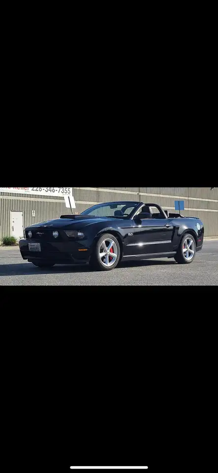 Ford Mustang снимка Ford Mustang
