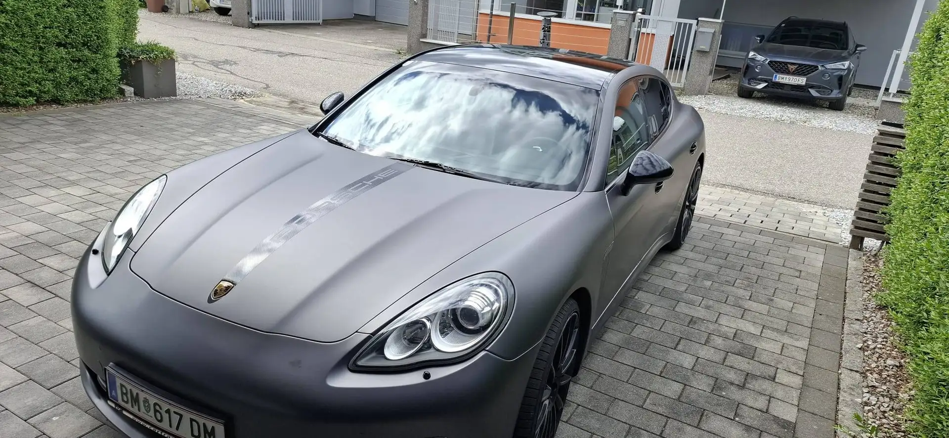Porsche Panamera Panamera 3,0 Diesel Aut. Grau - 2