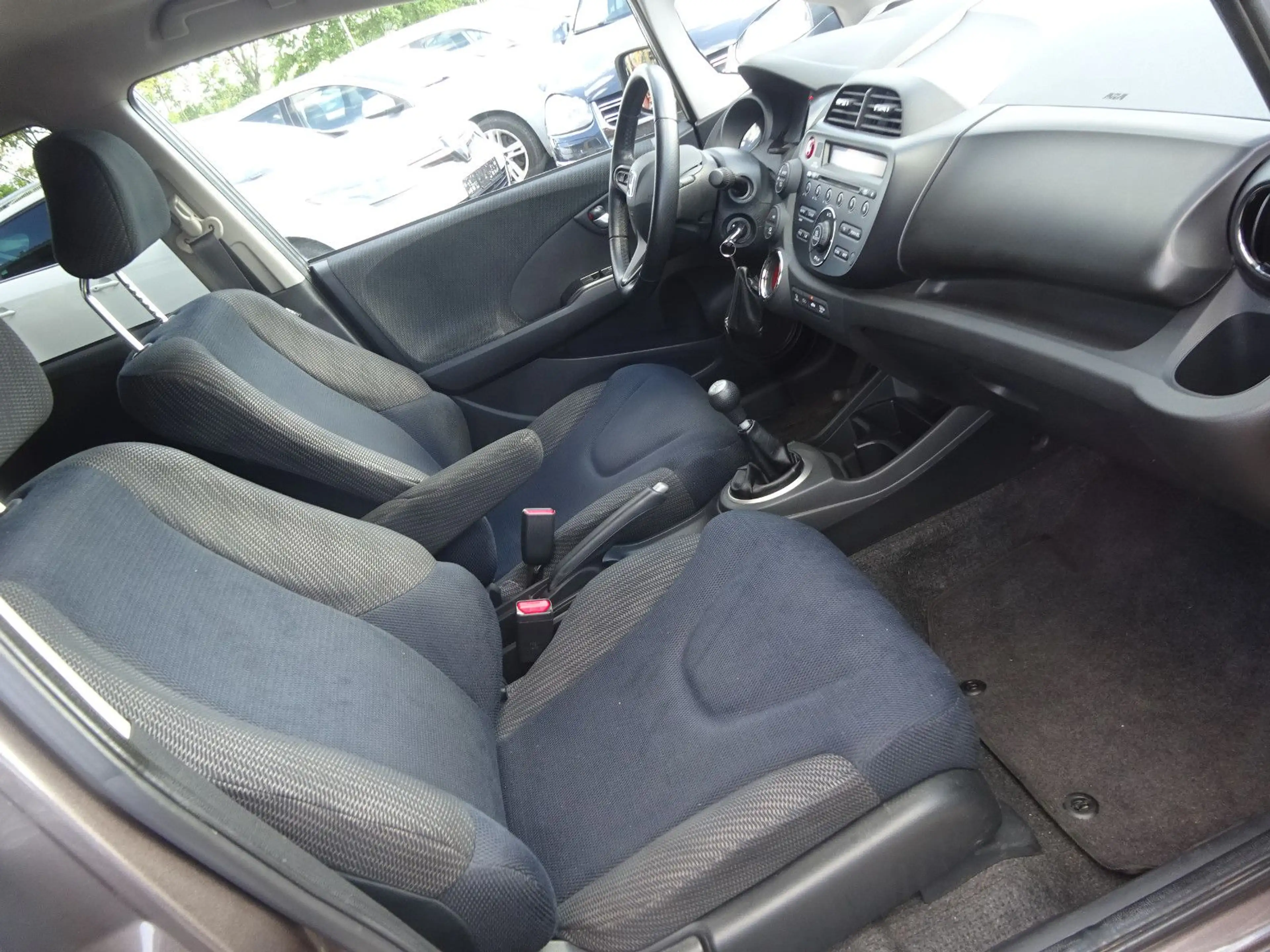 Honda Jazz 1.4 Comfort Plus — photo 11