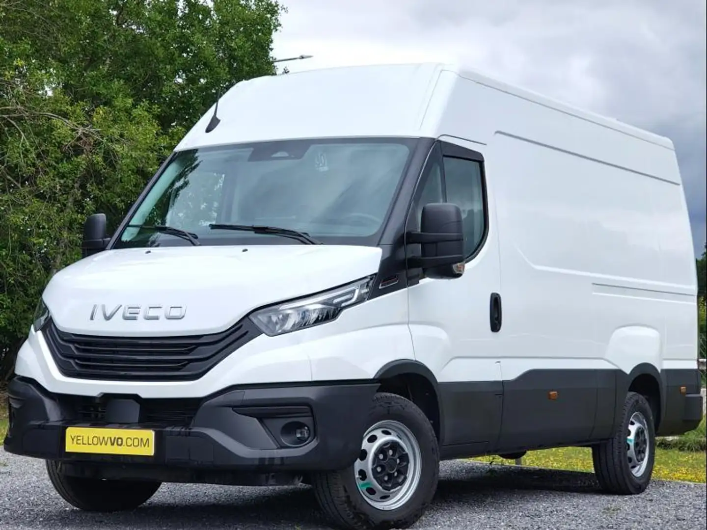 Iveco Daily 35S18HA8 V - F30V Blanc - 1