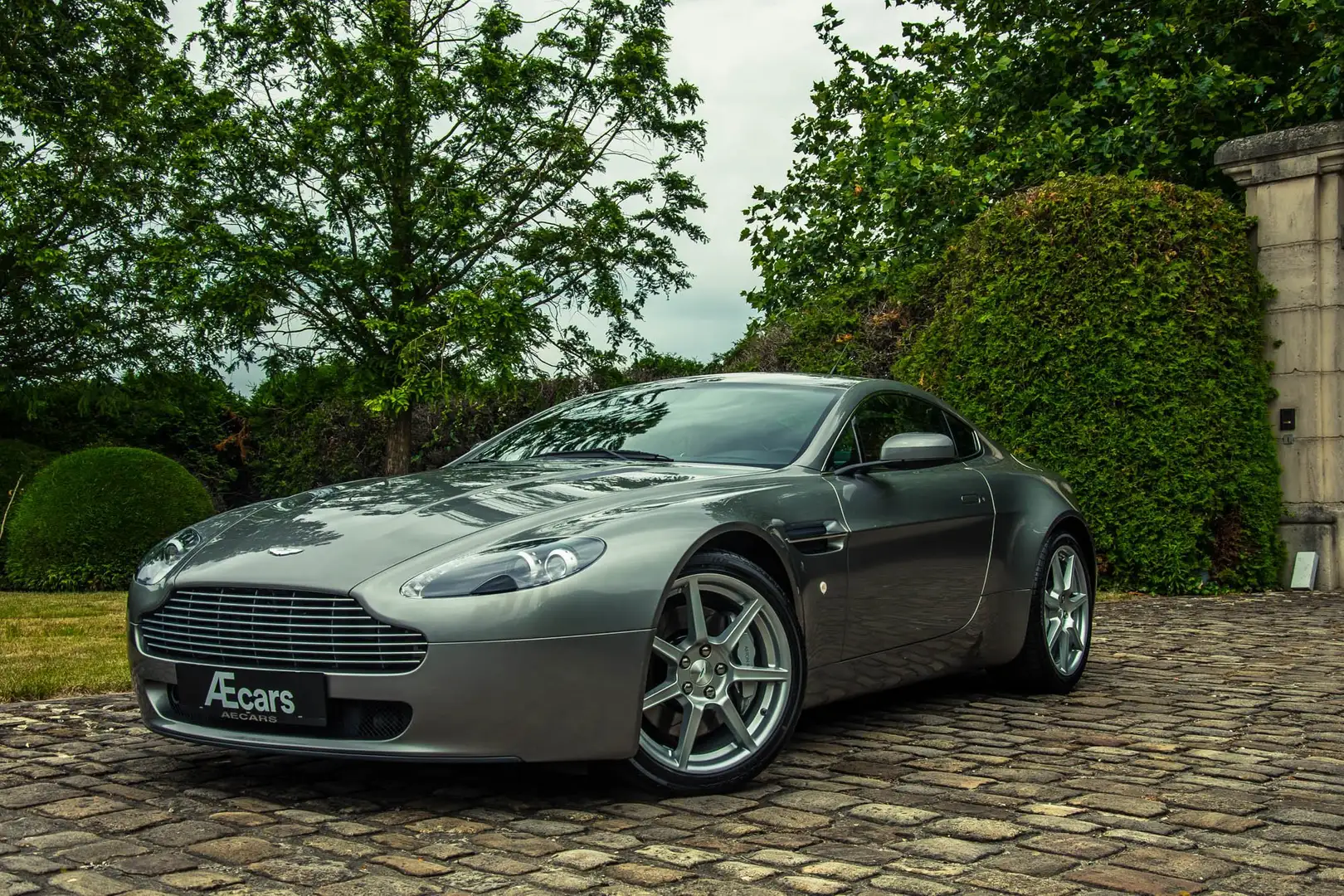 Aston Martin Vantage *** SPORTSHIFT / ONLY 20.000 KM / BELGIAN CAR *** Gümüş rengi - 2