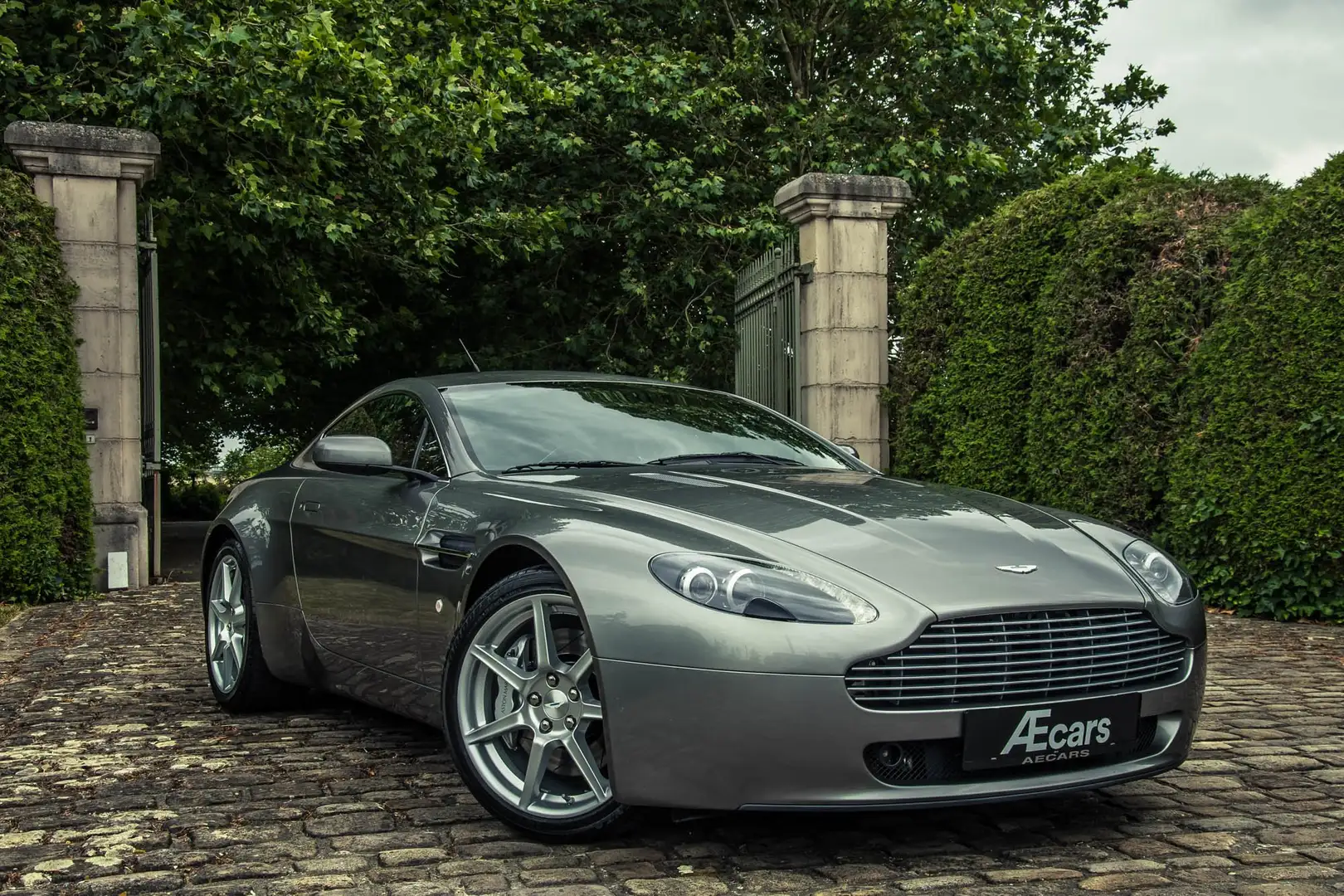 Aston Martin Vantage *** SPORTSHIFT / ONLY 20.000 KM / BELGIAN CAR *** Argent - 1